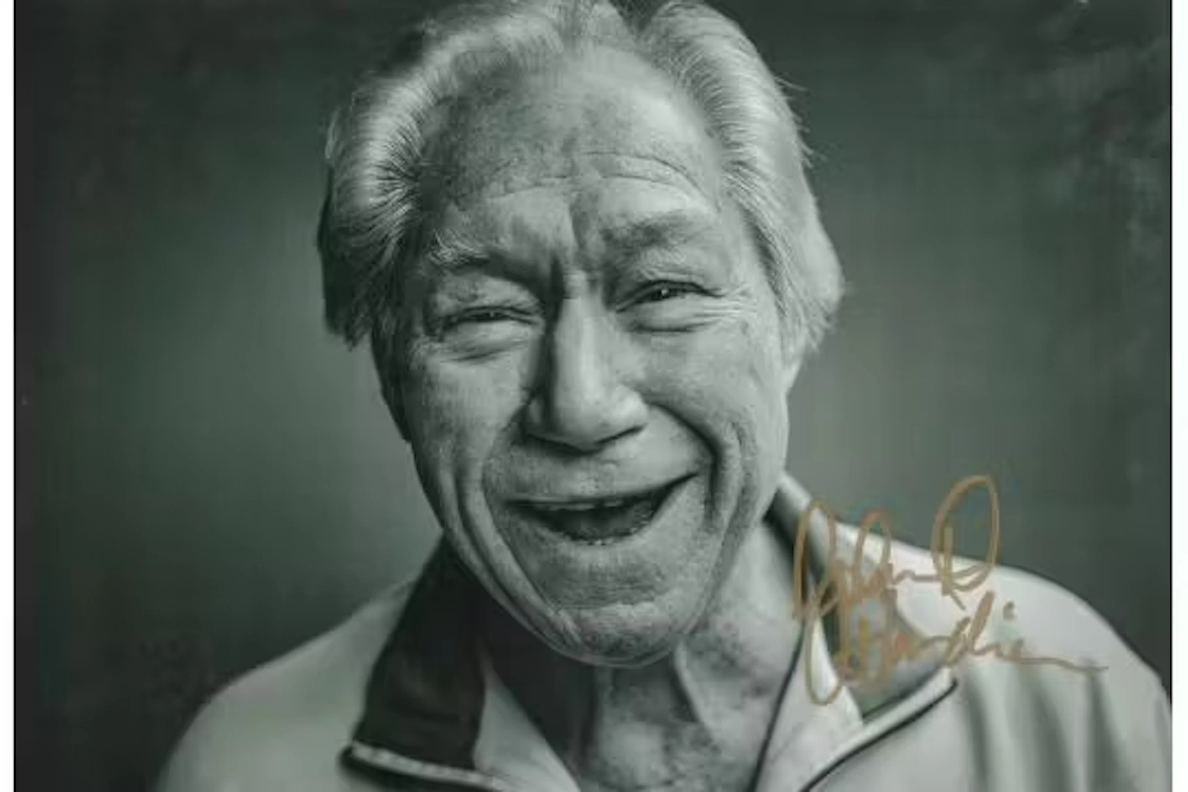 Glen Dee Hardin signed 12x8 inch black and white photo. Glen Dee Hardin