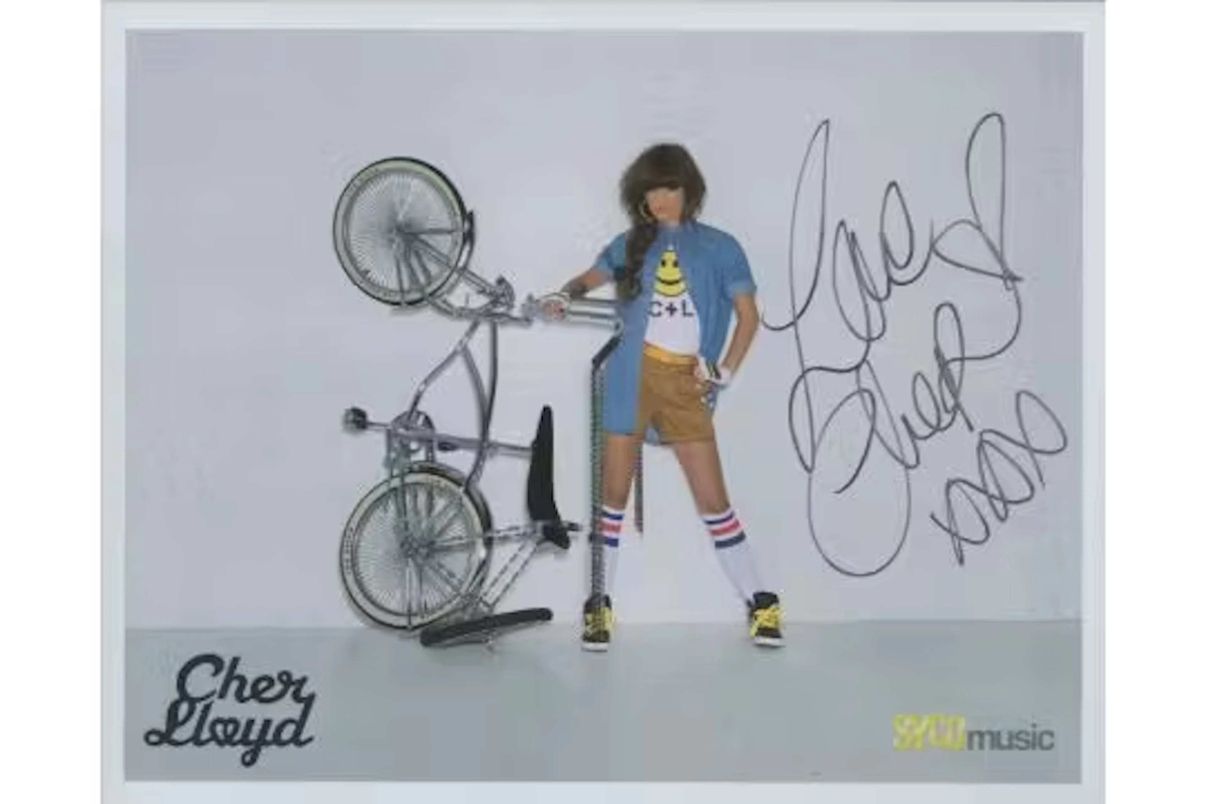 Cher Lloyd signed 10x8 inch colour promo photo. Good condition. All