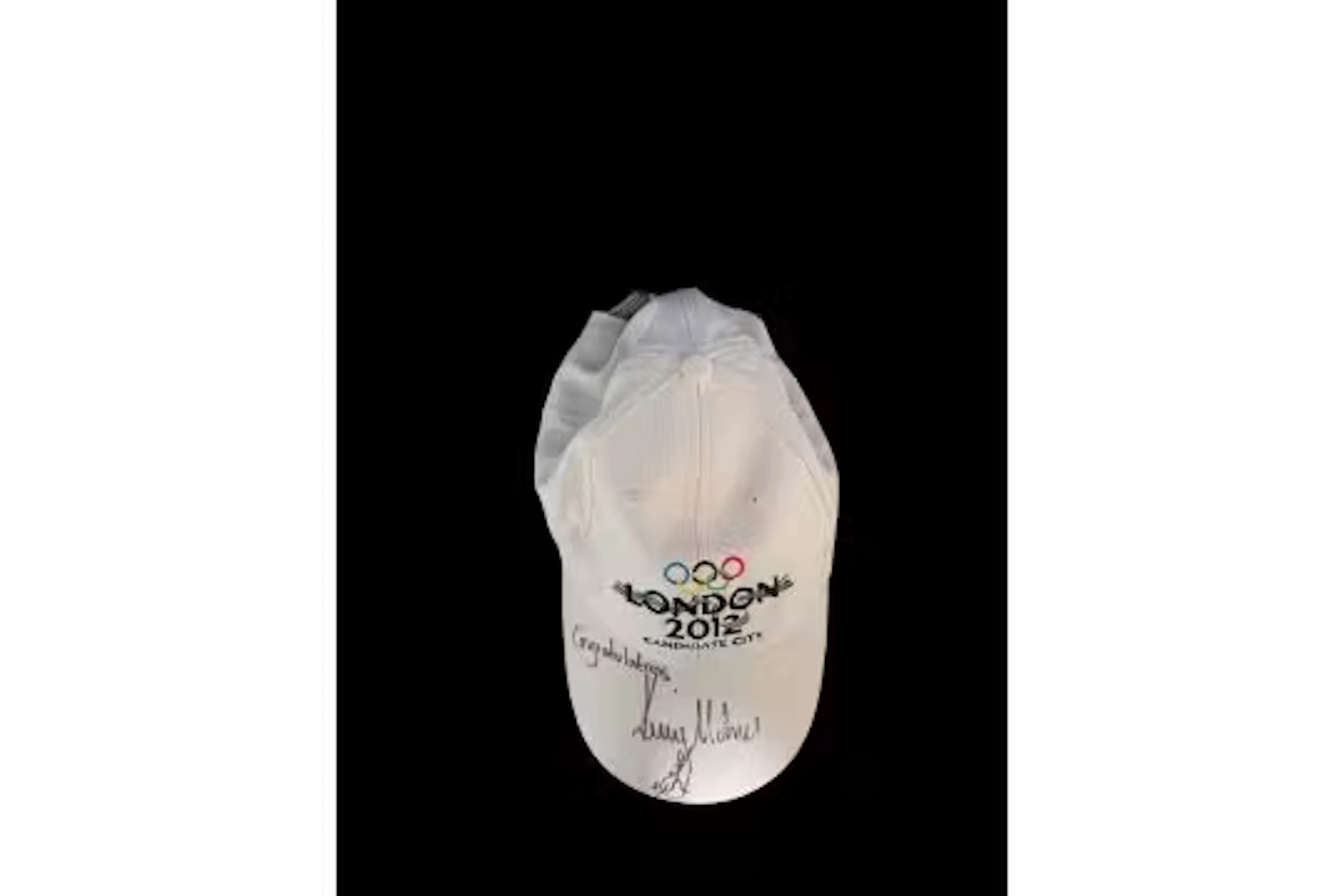 Kelly Holmes signed London 2012 Candidate City Baseball cap in display