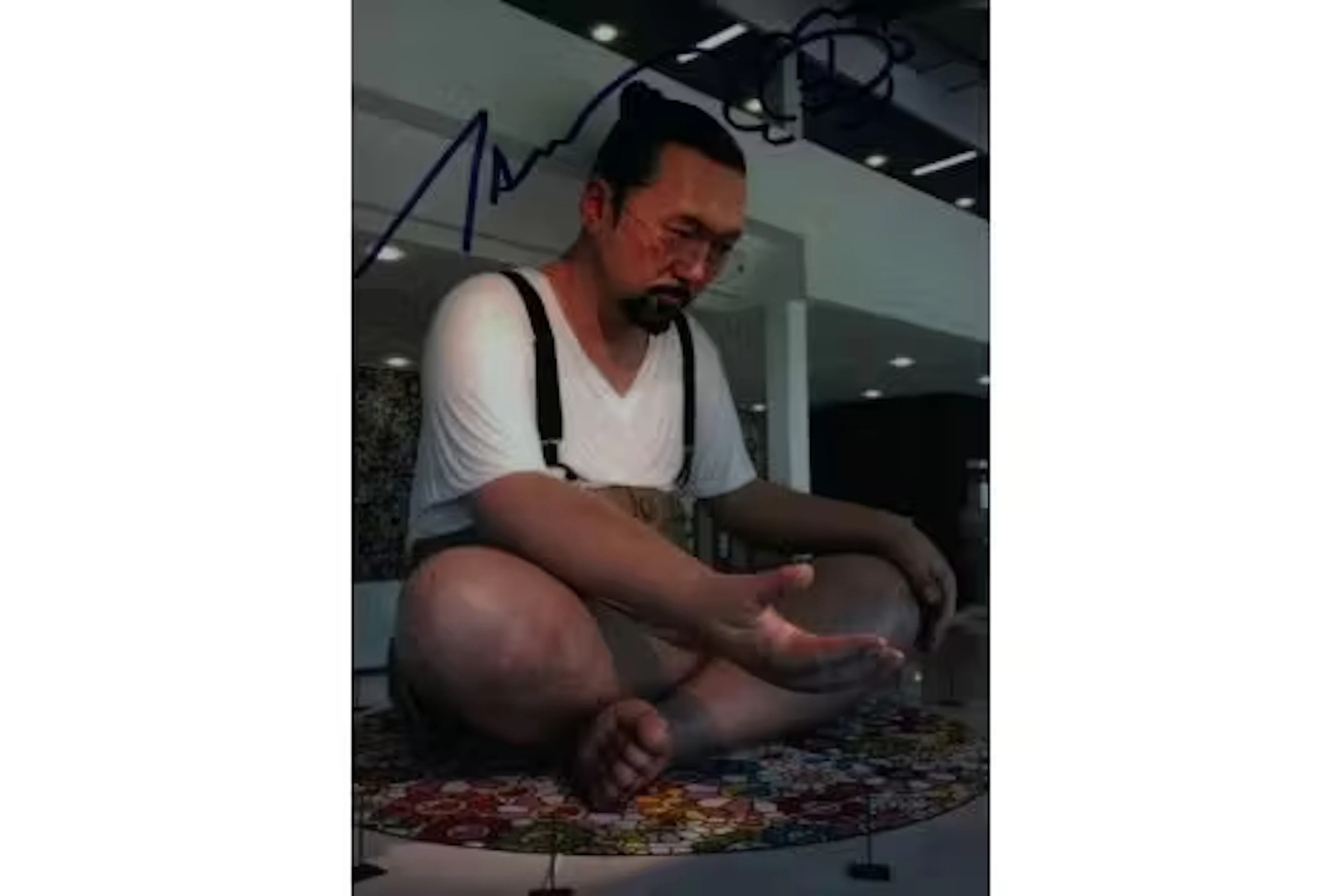 Takashi Murakami signed 7x5inch colour photo.