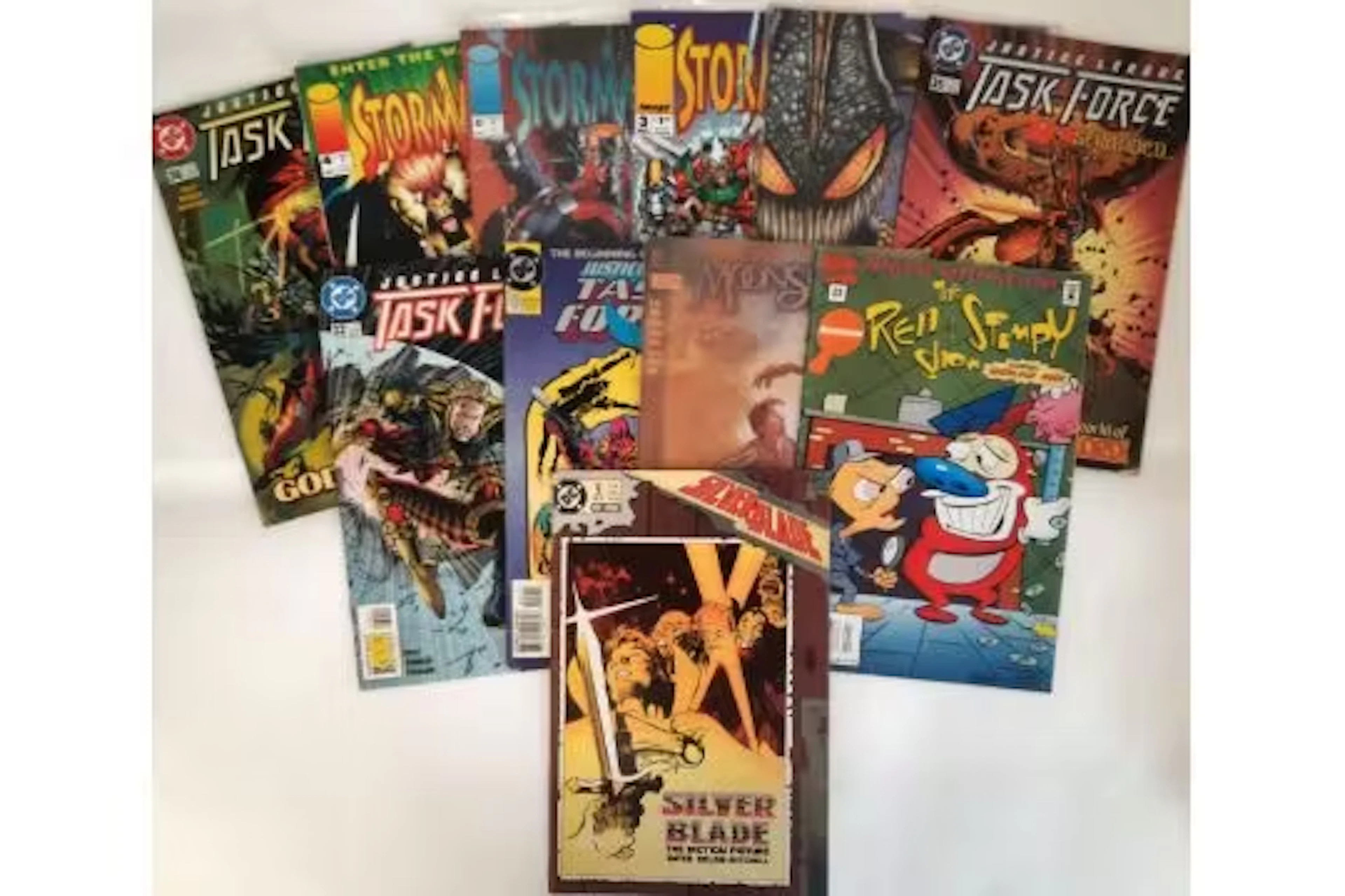 Comic Book Collection. Violator vs Badrock no.4, Storm Watch no.3