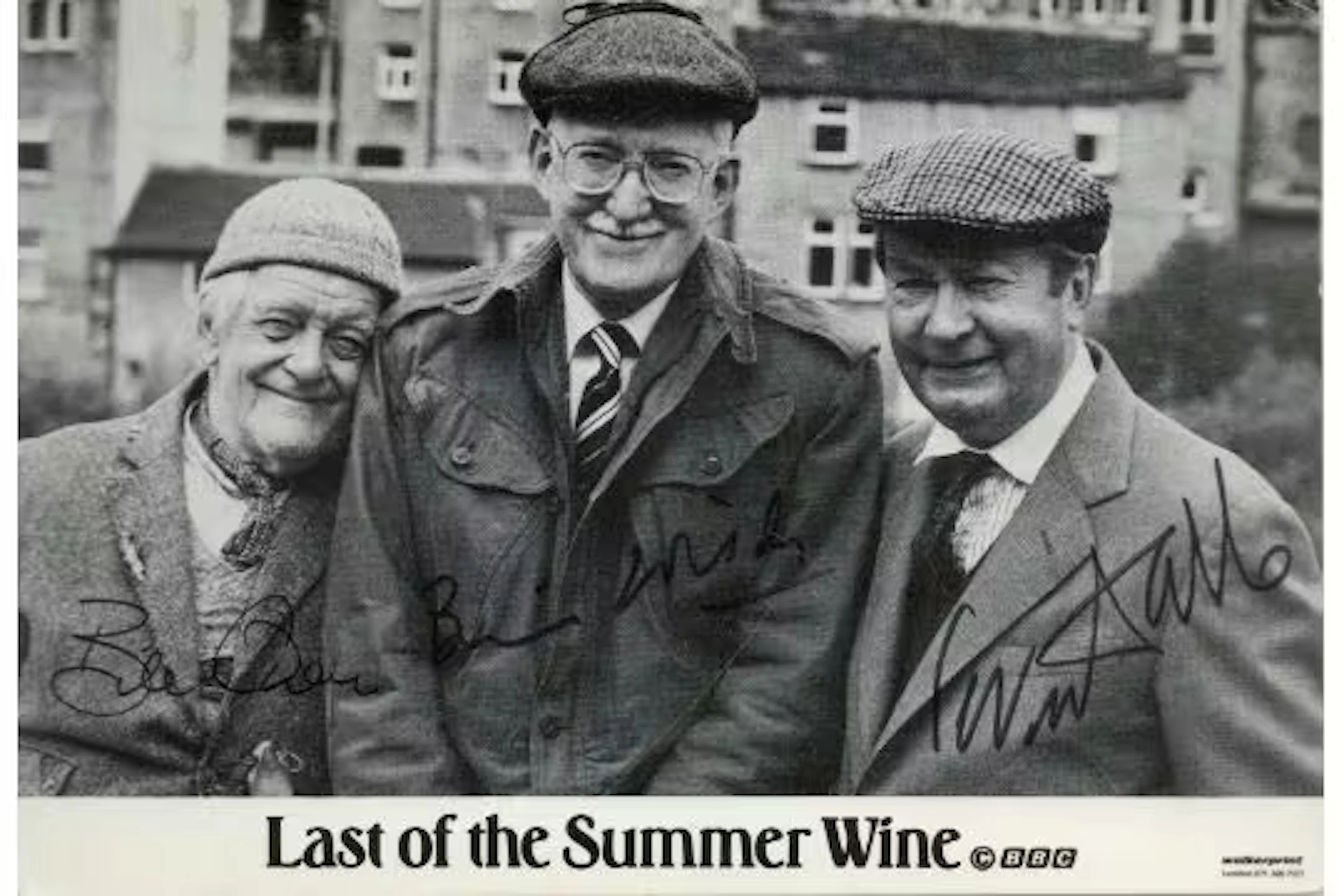 Last of the Summer Wine multi signed 6x4inch promo photo Bill Owen