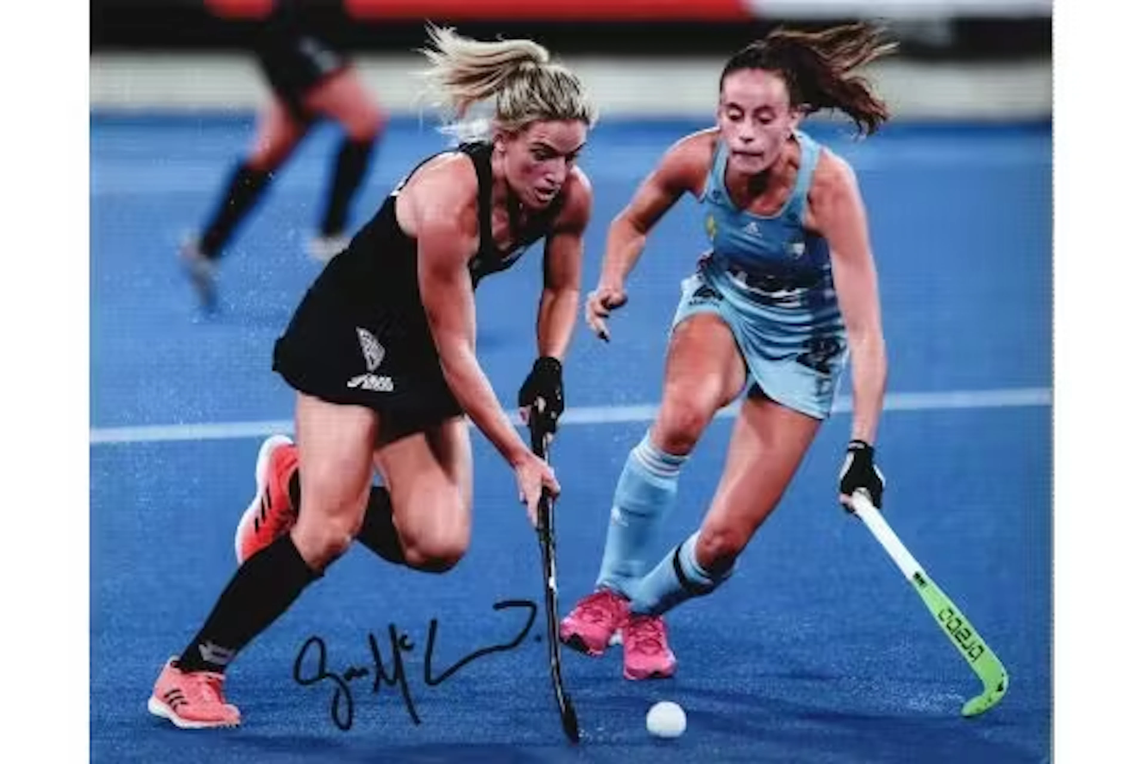 Hockey Gemma McCaw signed 10x8inch colour photo pictured in action