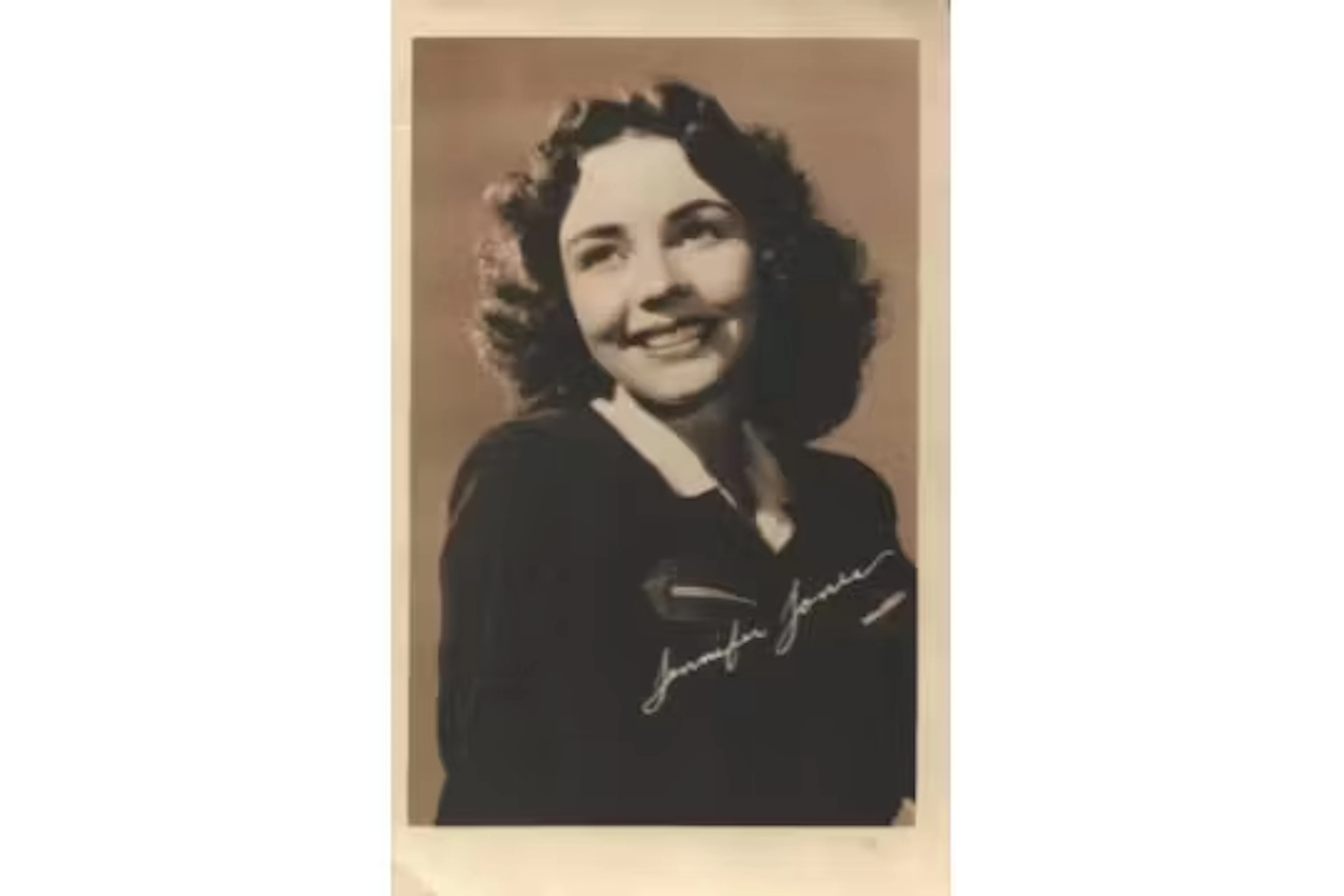 Jennifer Jones signed 6x4inch black and white photo/postcard. Printed
