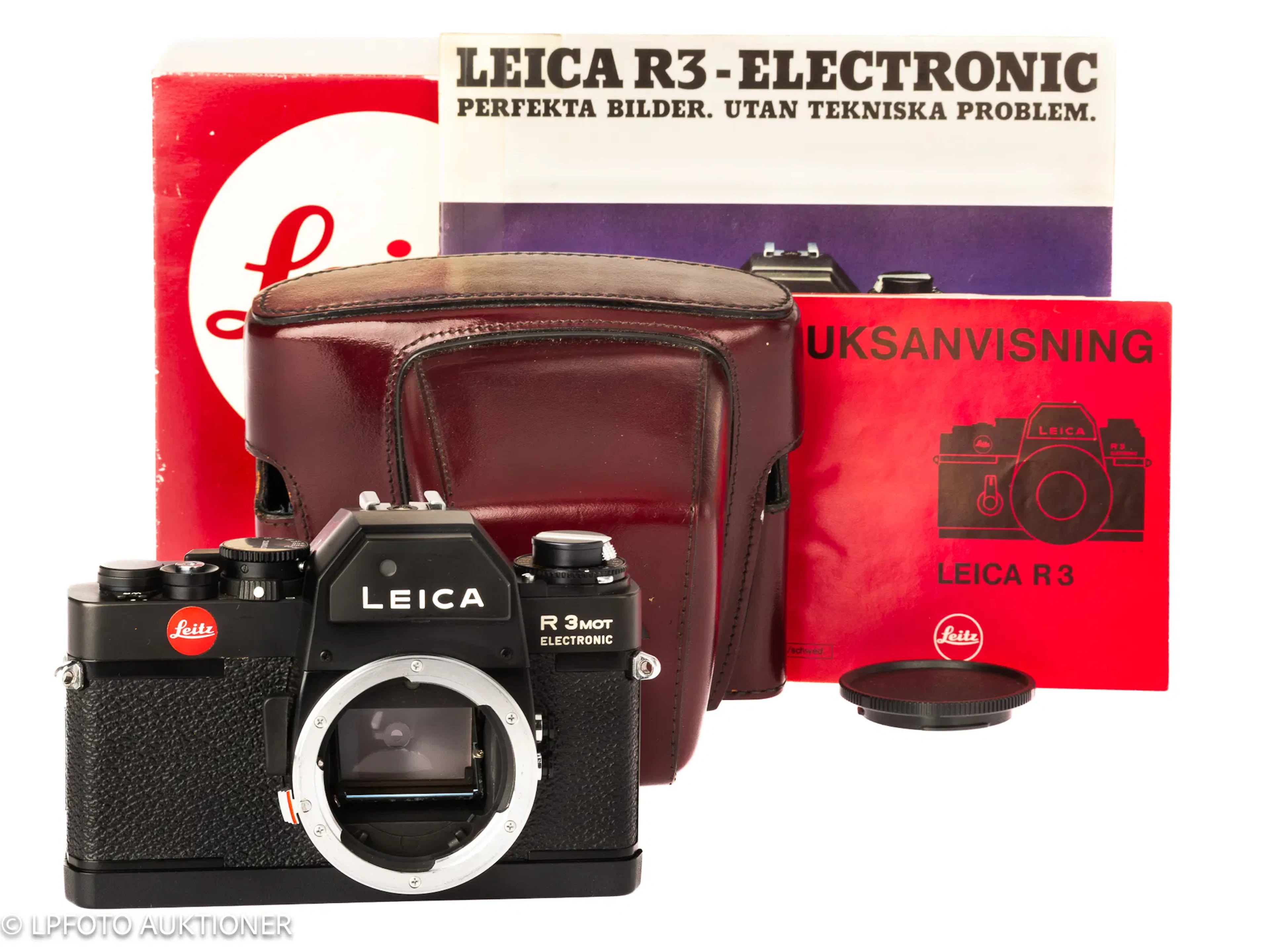 Leica R3 MOT Electronic No.1496367 with box, strap, case and body cap