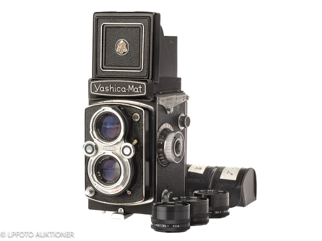 Yashica-Mat No.38110176
