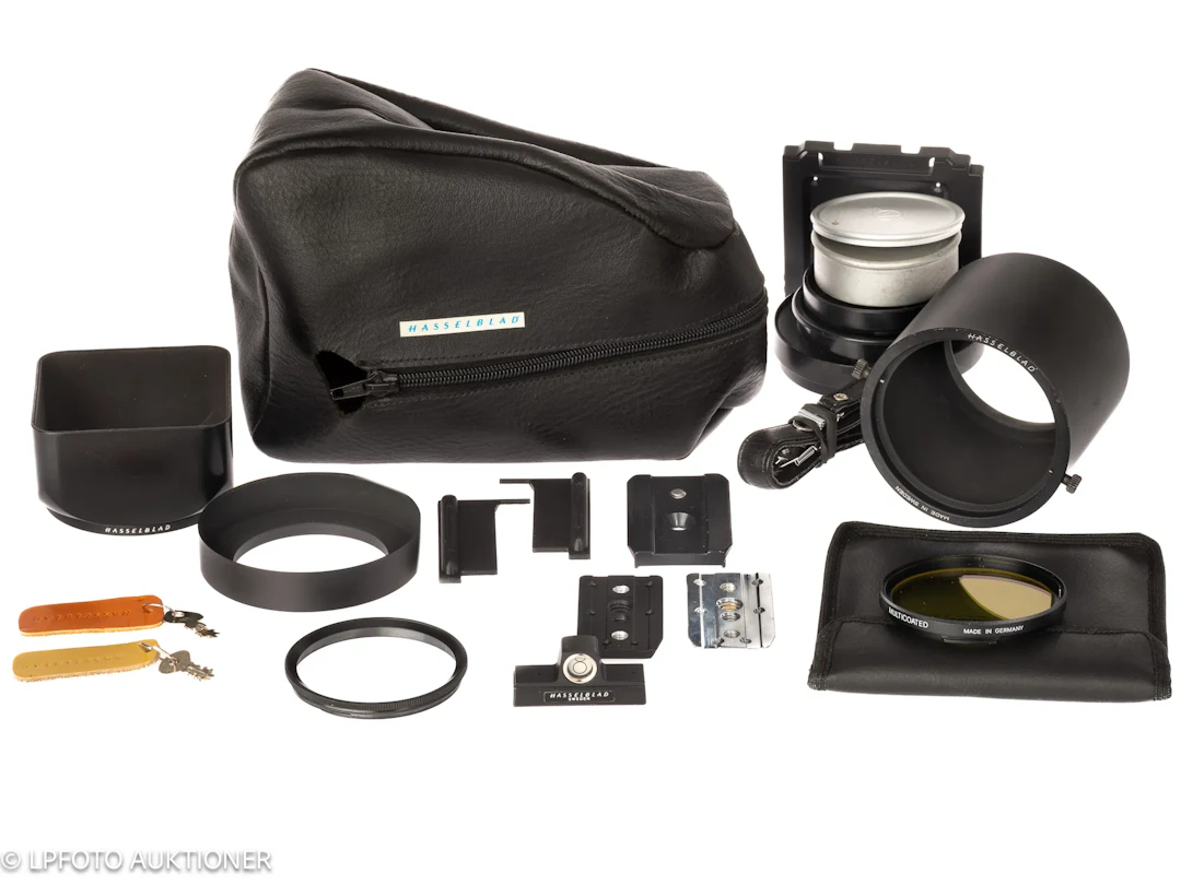 Lot with Hasselblad accessories