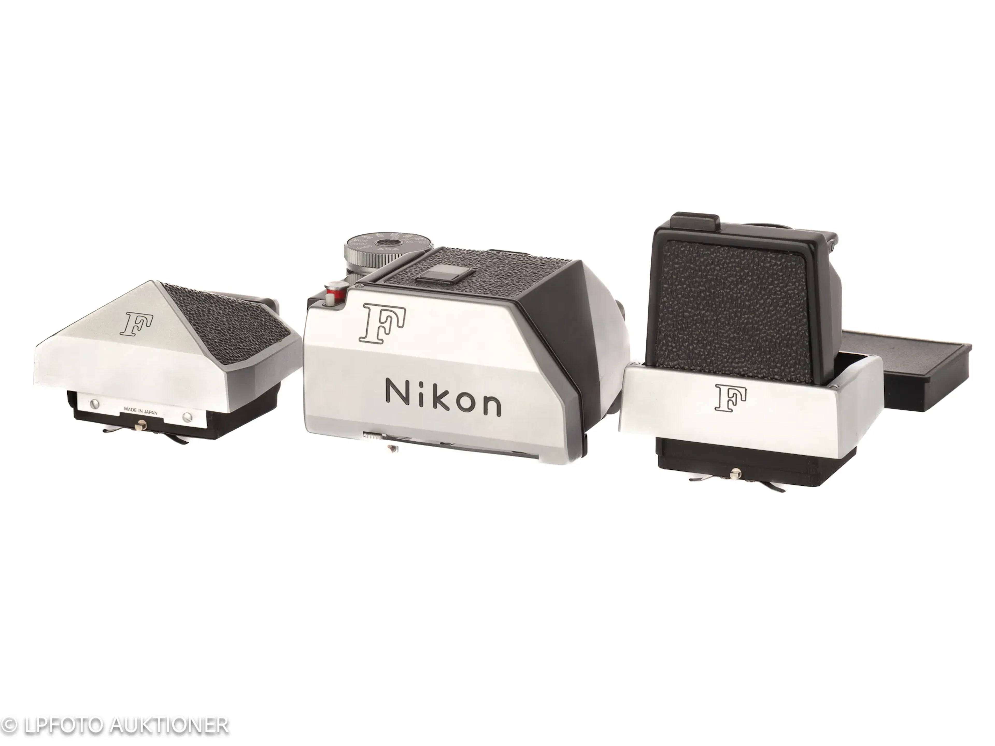 Lot with 3 Nikon F finders