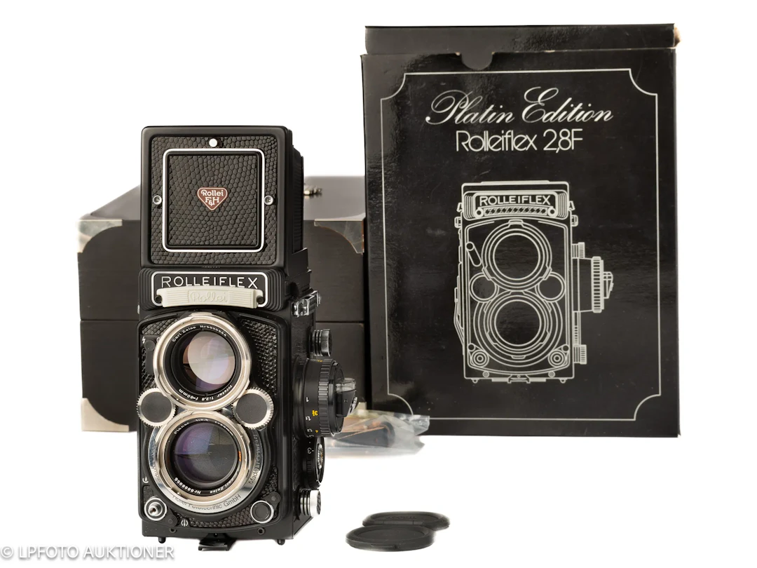 Rolleiflex 2.8F "Platin Edition" No.2985424 424/500