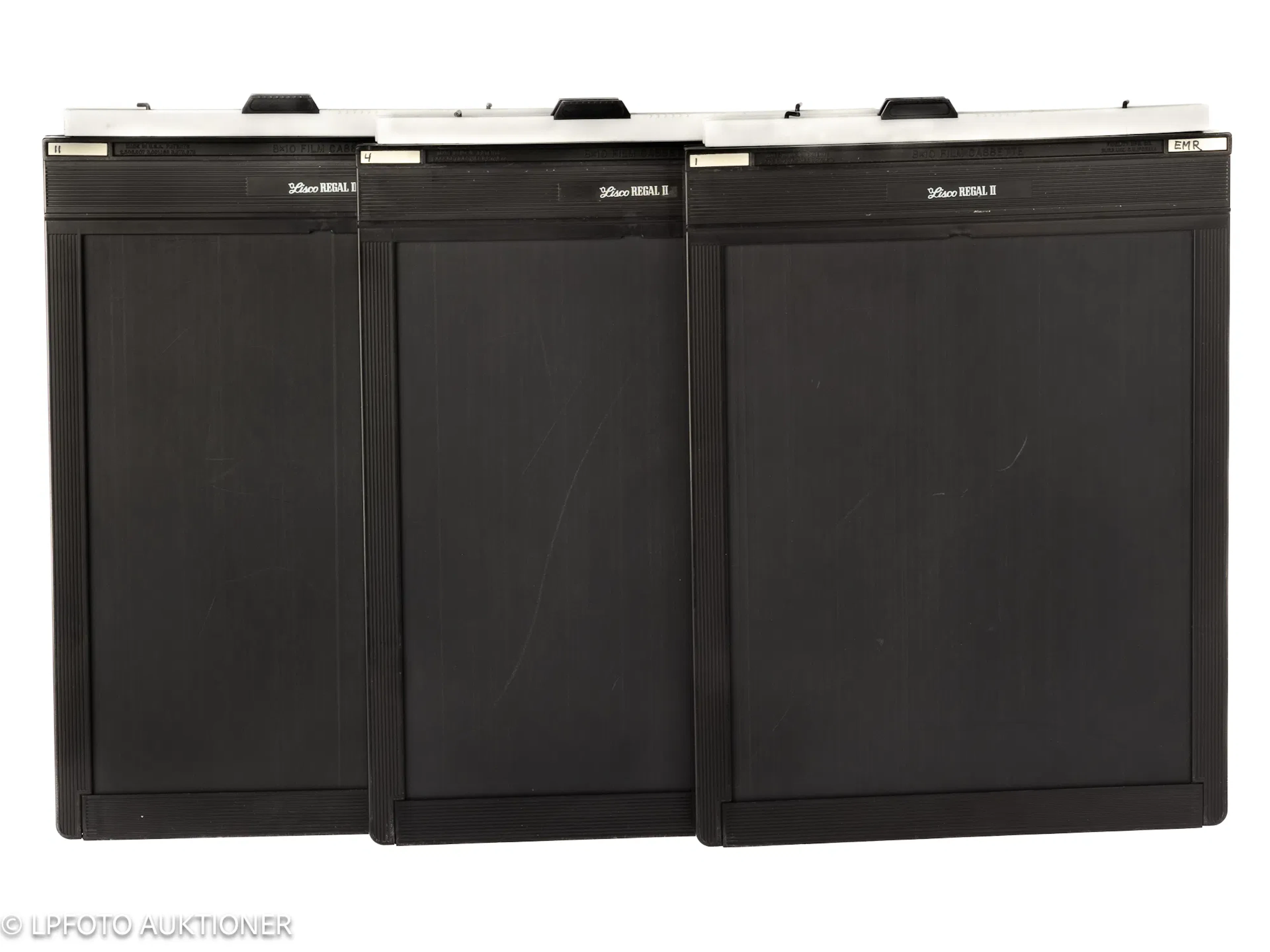 Lot with three 8x10in double cut film holders
