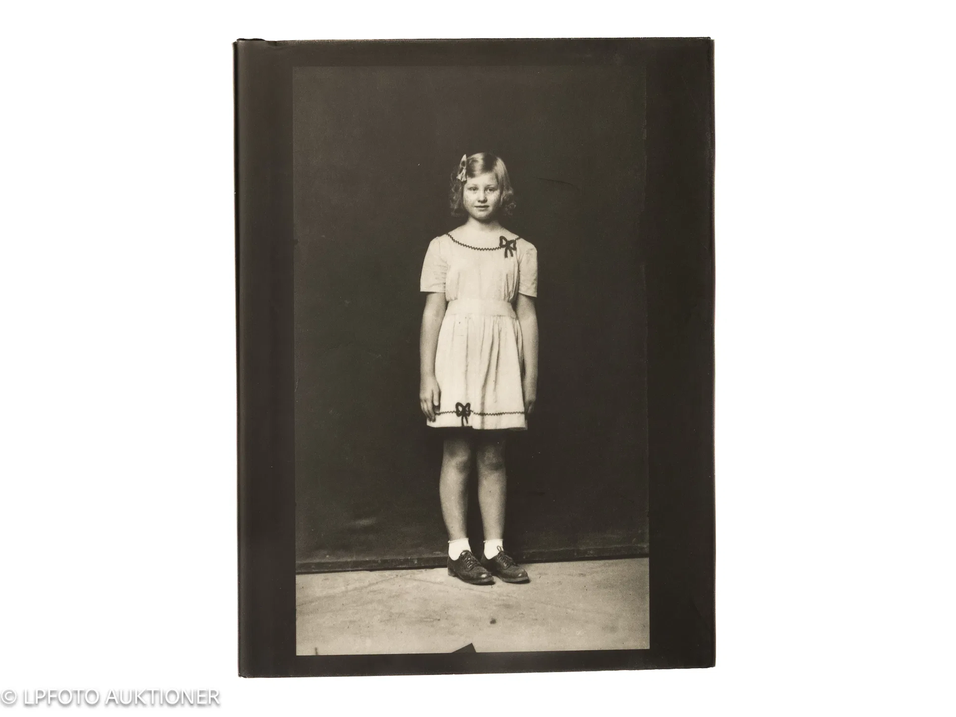 Mike Disfarmer. Heber Springs Portraits 1939-1946