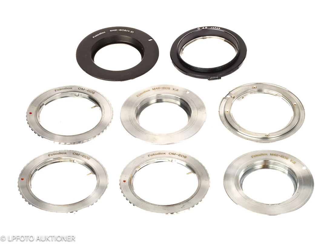 Lot with 8 adapters for Canon EF-mount
