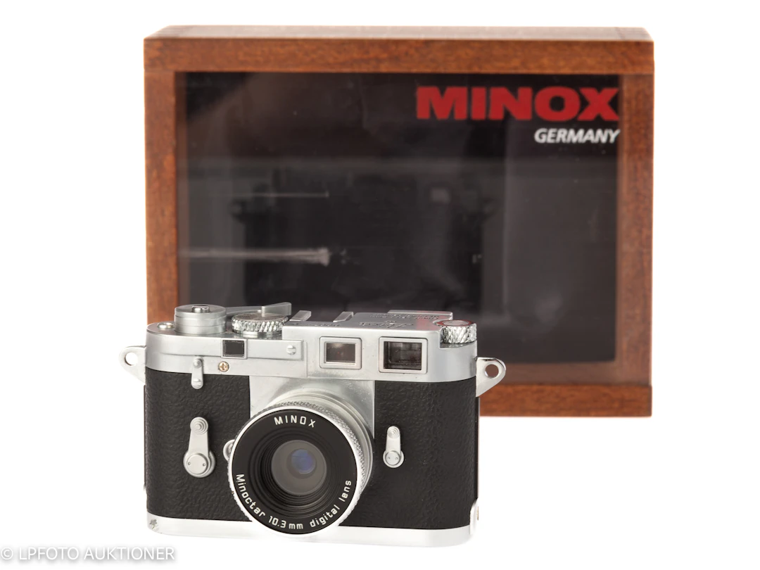 Minox Digital Classic Camera Leica M3 No.8007779