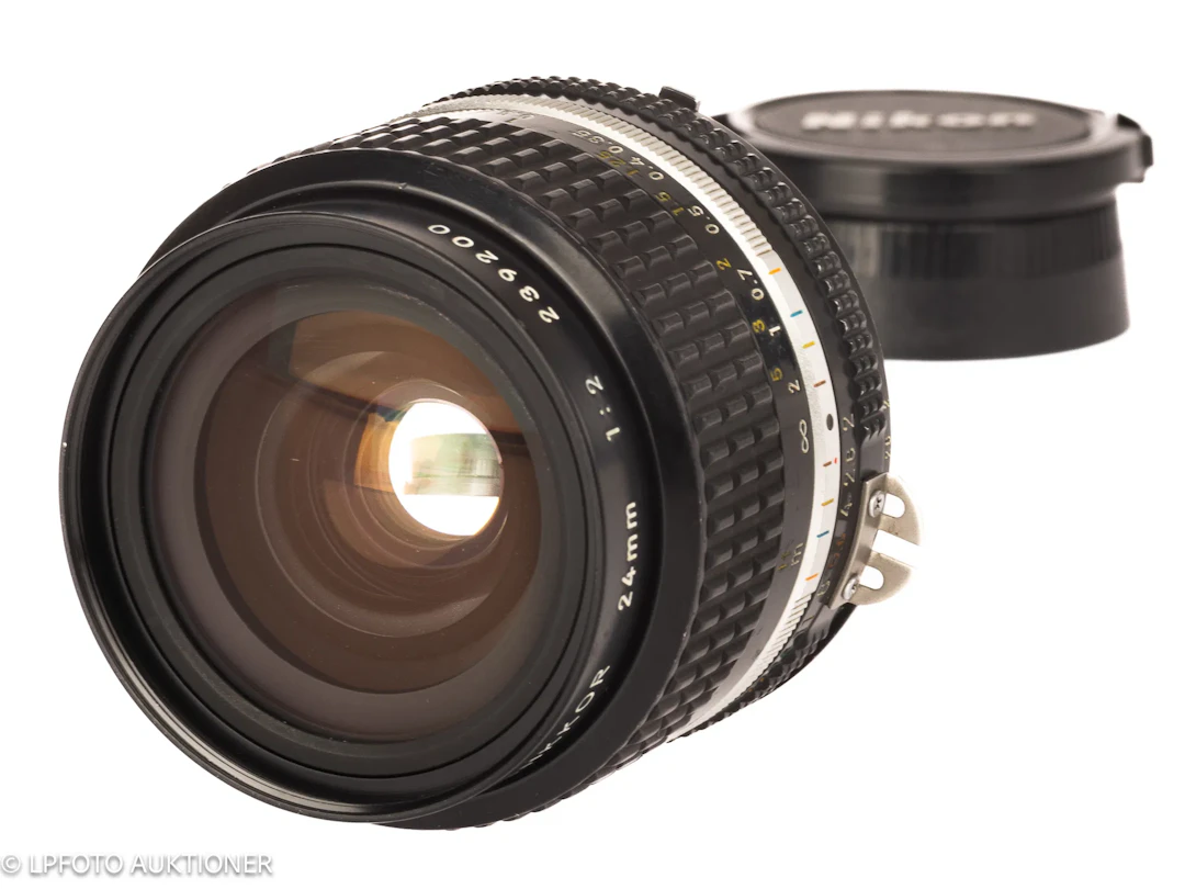 Nikkor 2/24mm No.239200