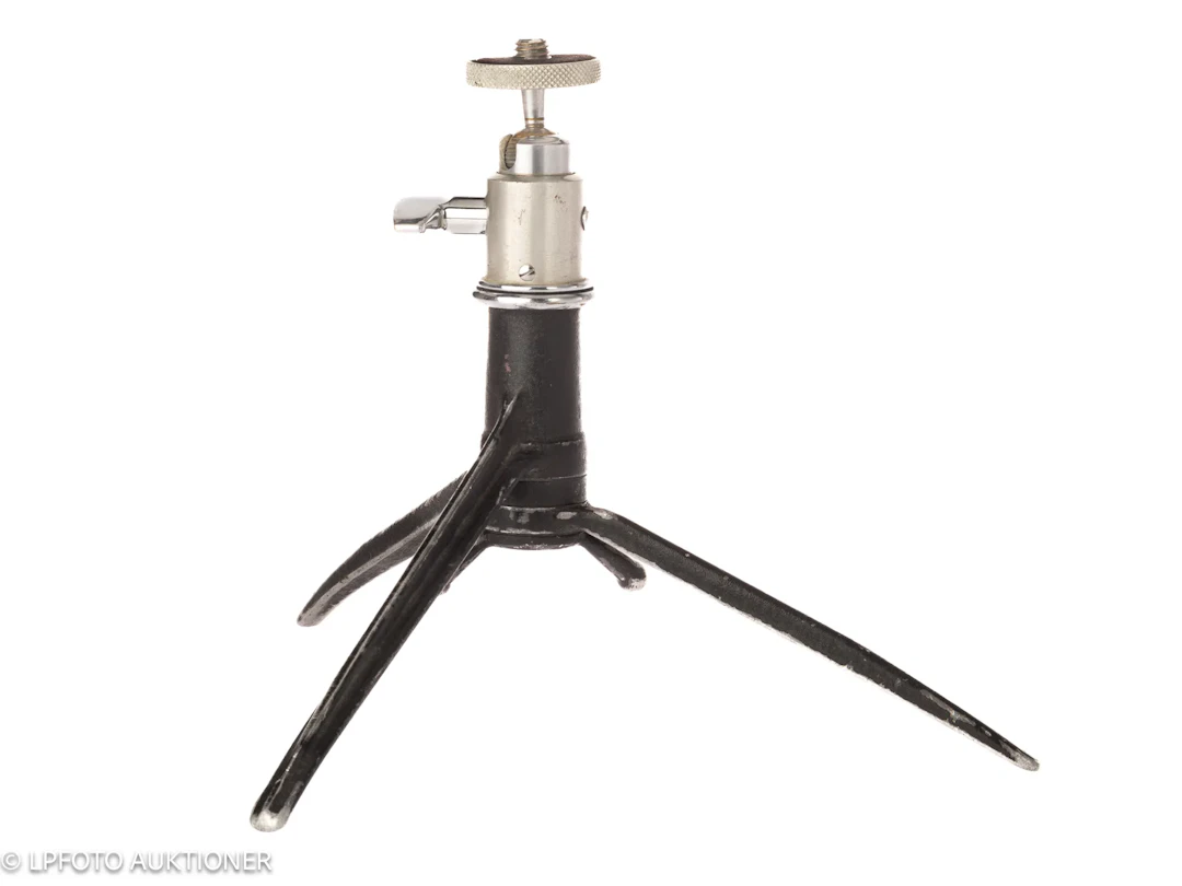 Table tripod and ball head