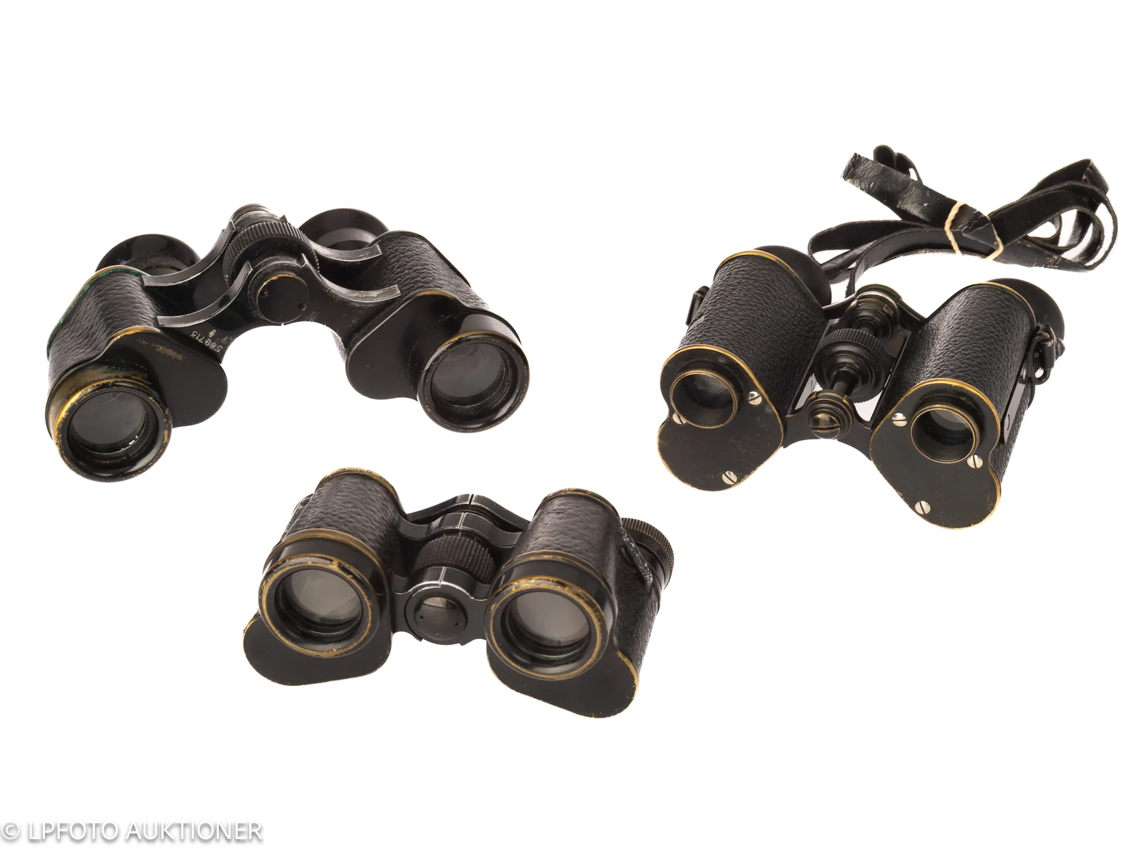 Lot with 3 binoculars