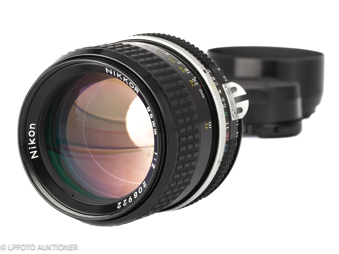 Nikkor 2/85mm No.208922