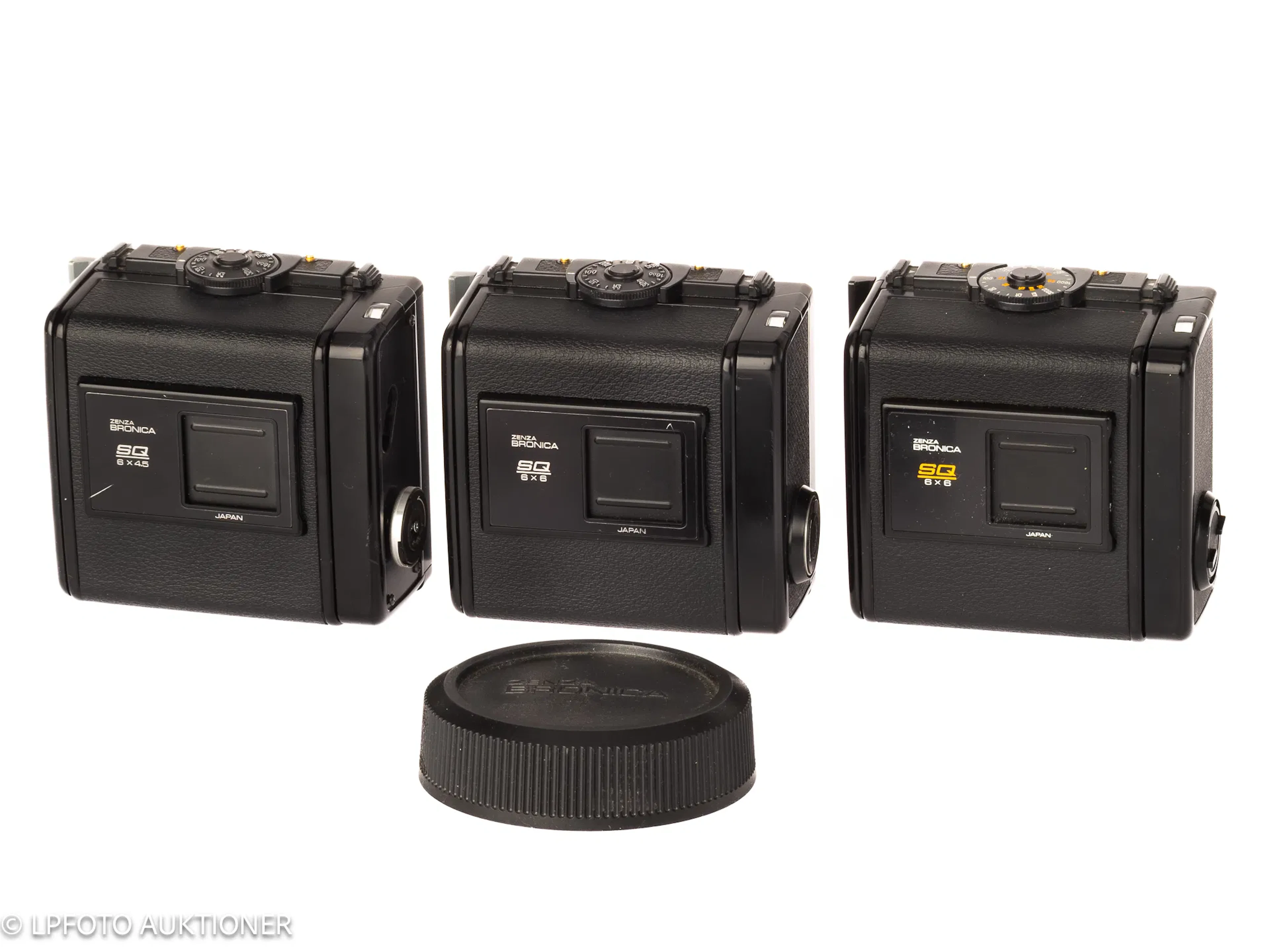 Lot with 3 Zenza Bronica SQ film backs