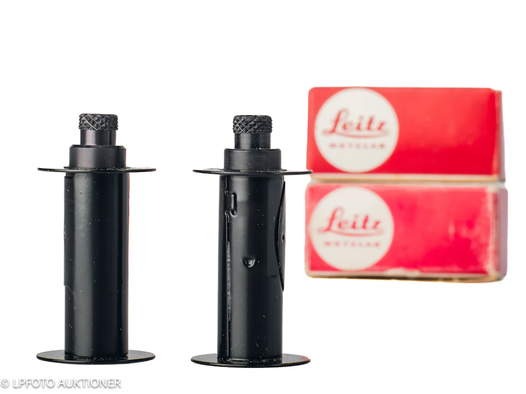 Lot with 2 Leitz 14021 take-up spools
