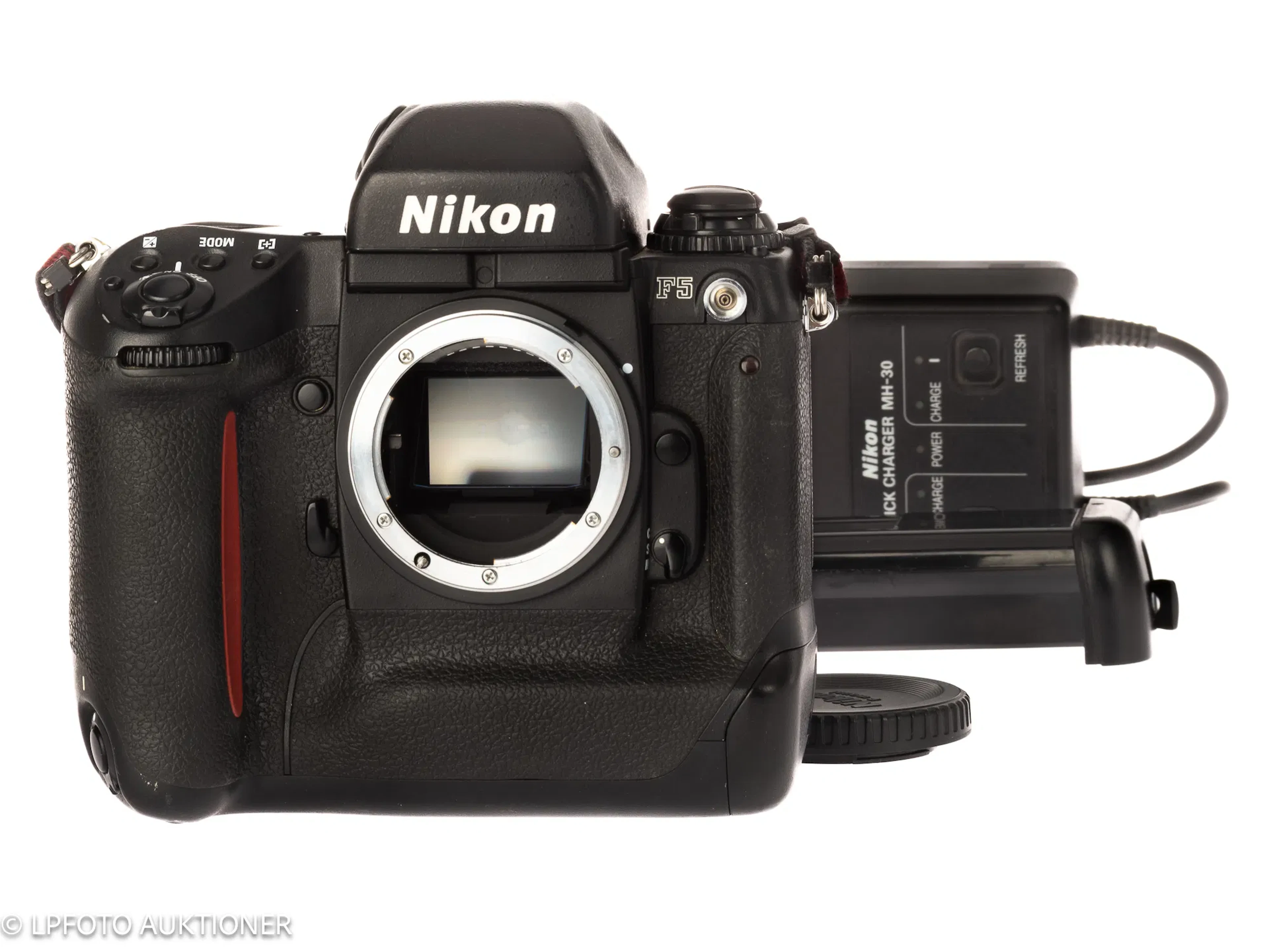 Nikon F5 No.3054349