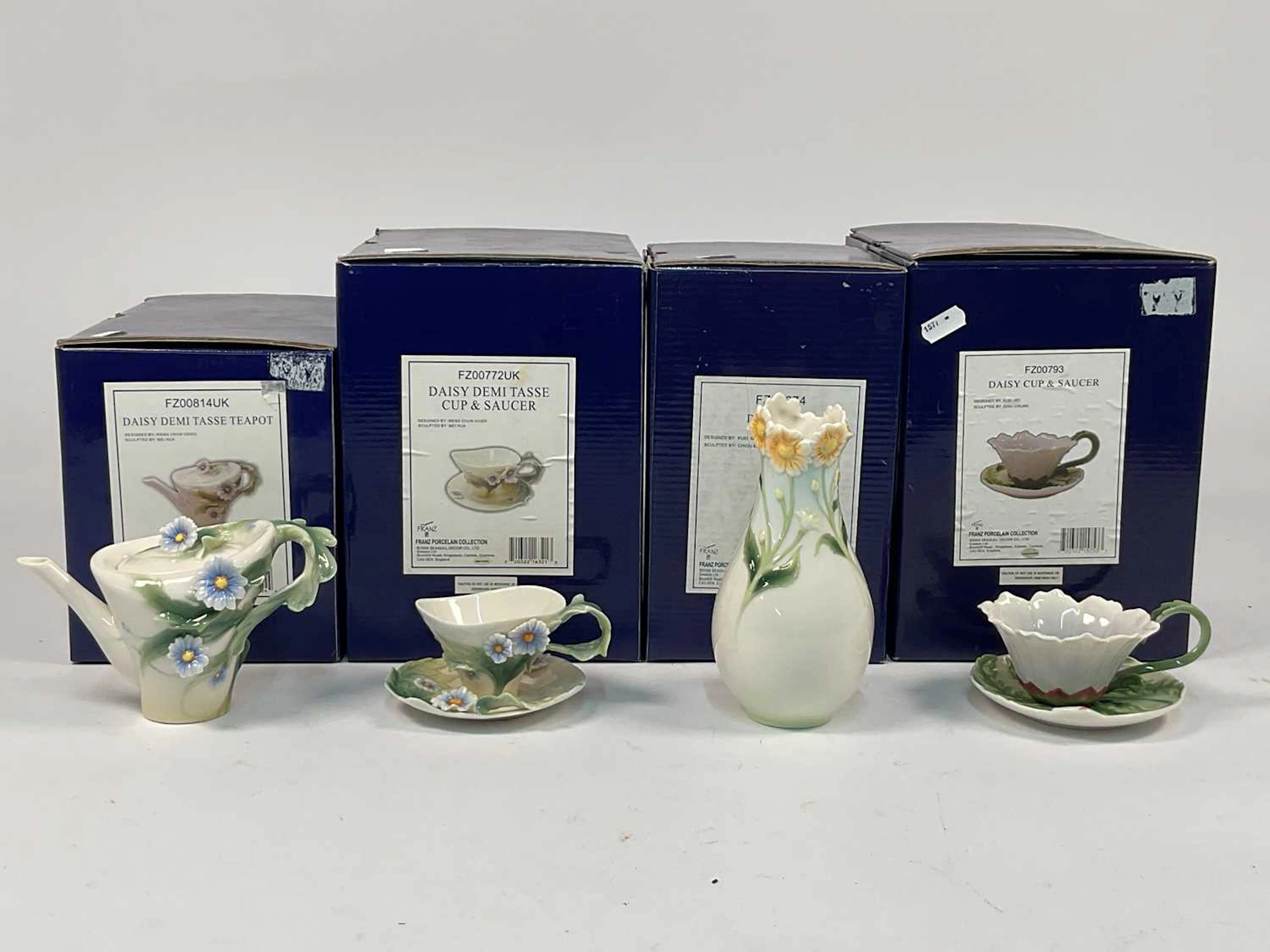 FRANZ PORCELAIN; items consisting of a Daisy demi tasse teapot no FZ00814UK