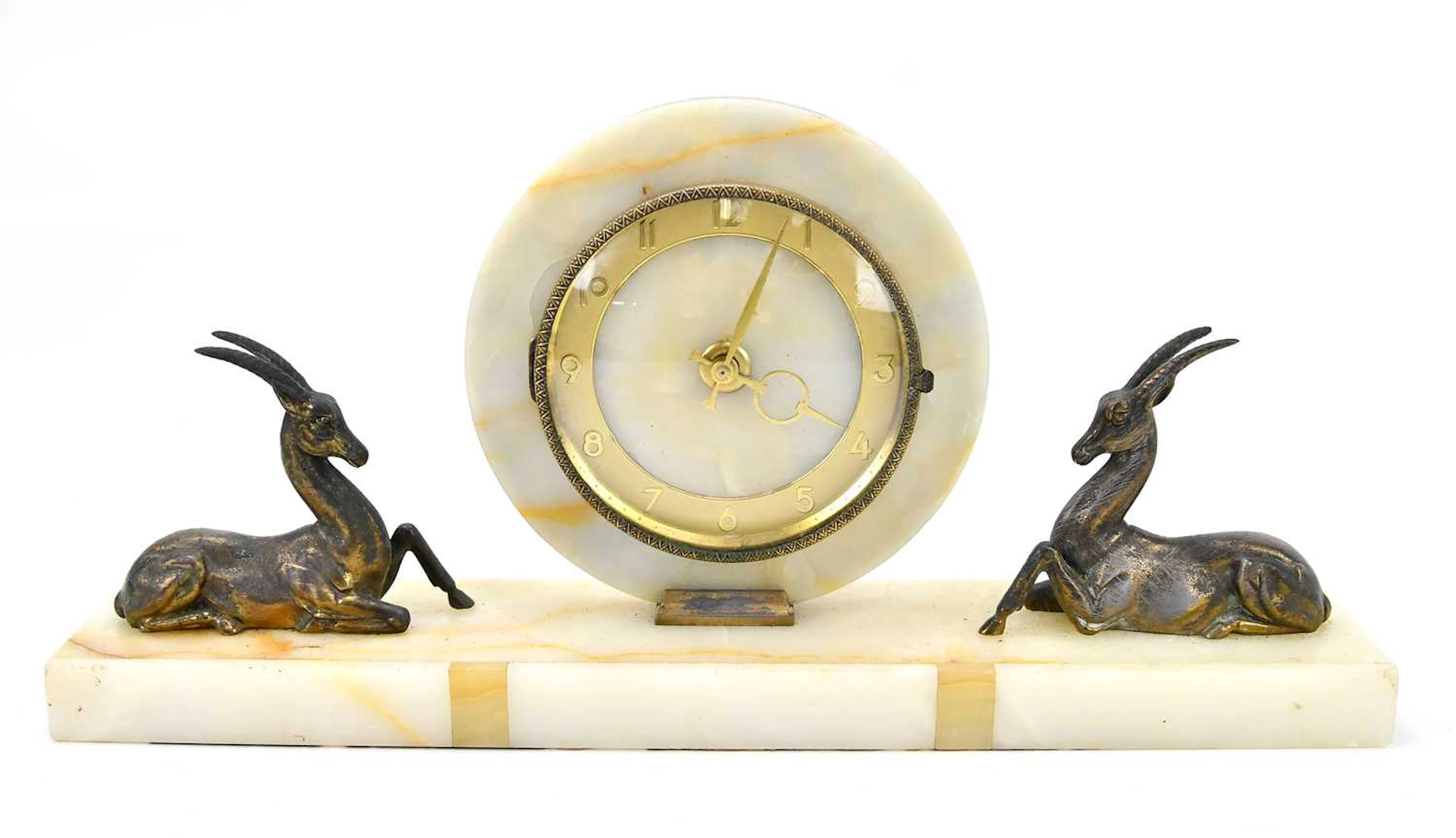 An Art Deco mantel clock