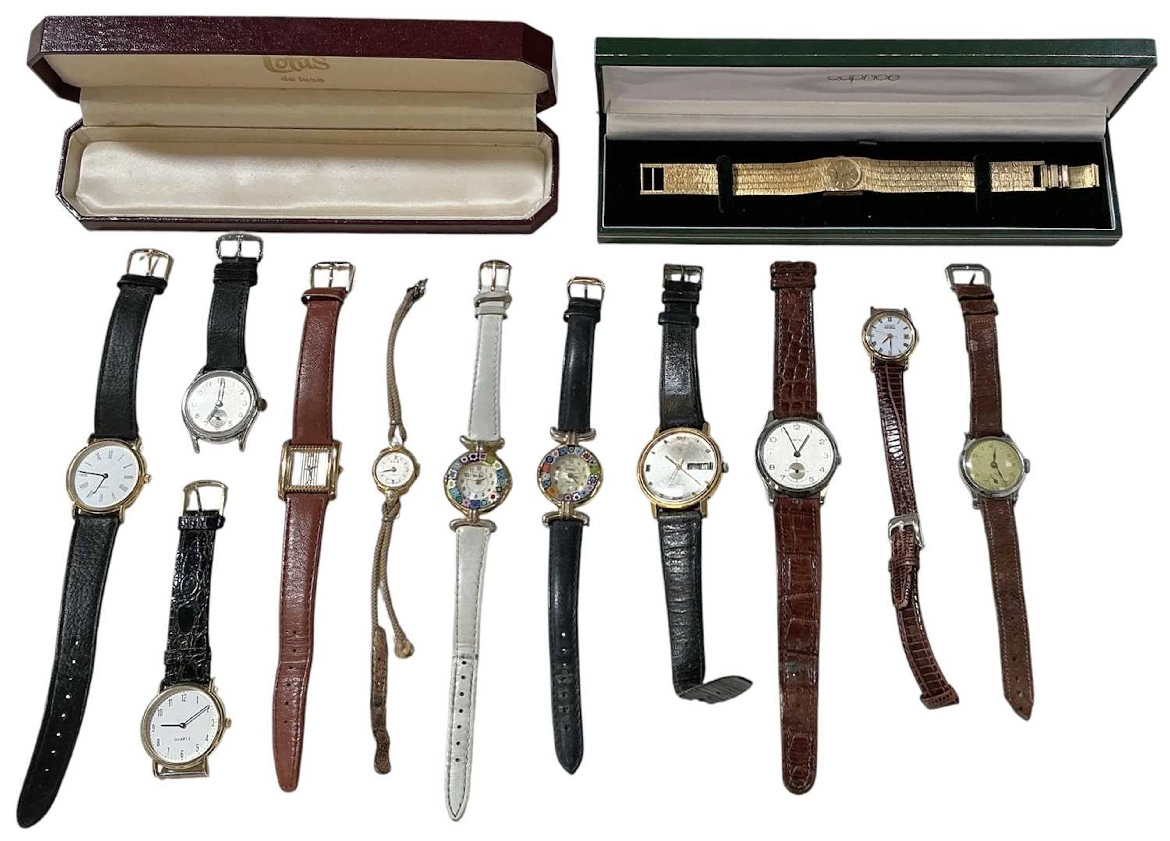 A quantity of assorted vintage costume lady's and gentleman's wristwatches