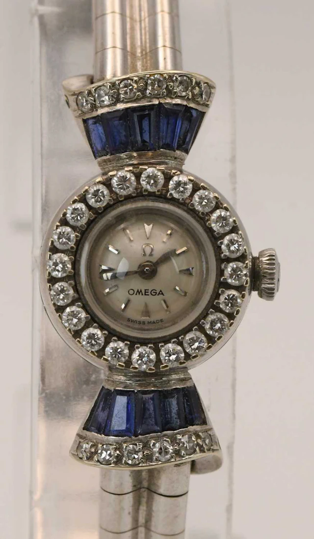 OMEGA; a lady's Art Deco style fine 18ct white gold...