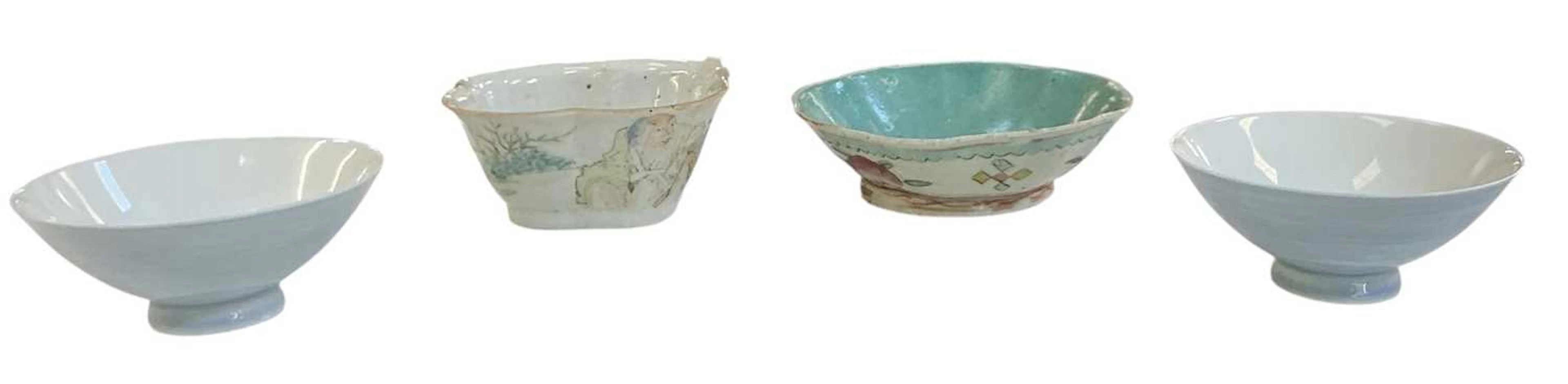 A late 19th/early 20th century Chinese hand painted porcelain Famille Rose bowl