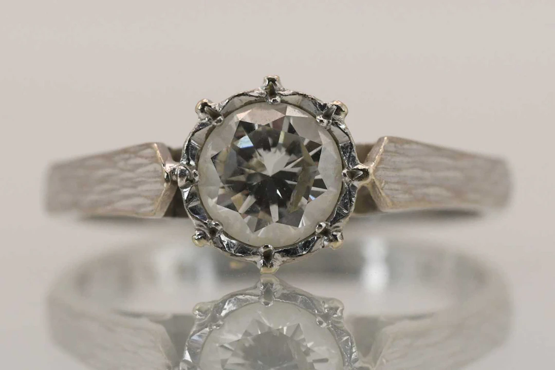An 18ct white gold diamond solitaire ring