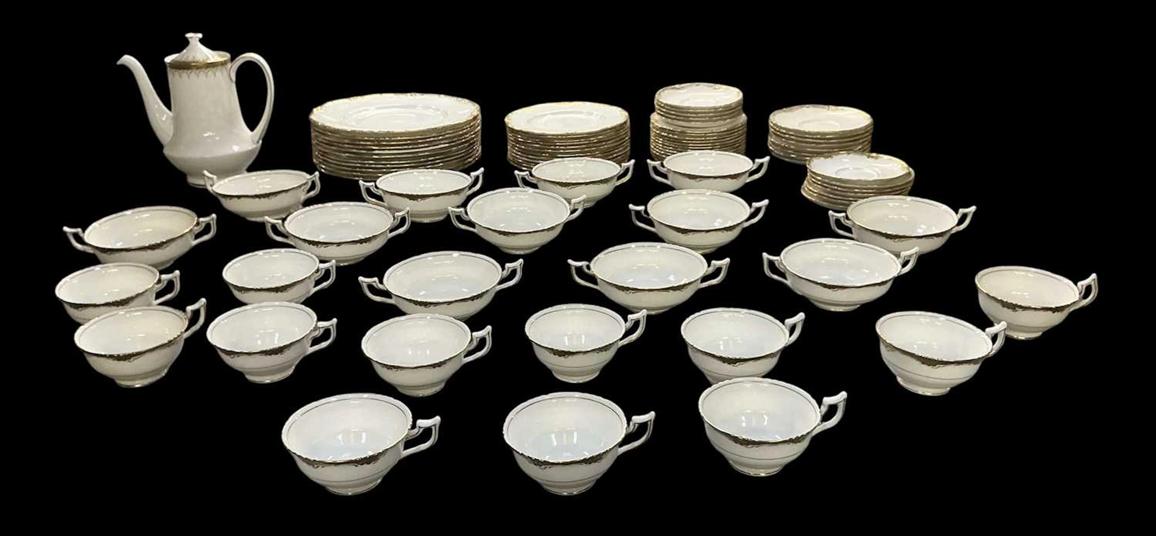 COALPORT; a part setting tea and dinner service