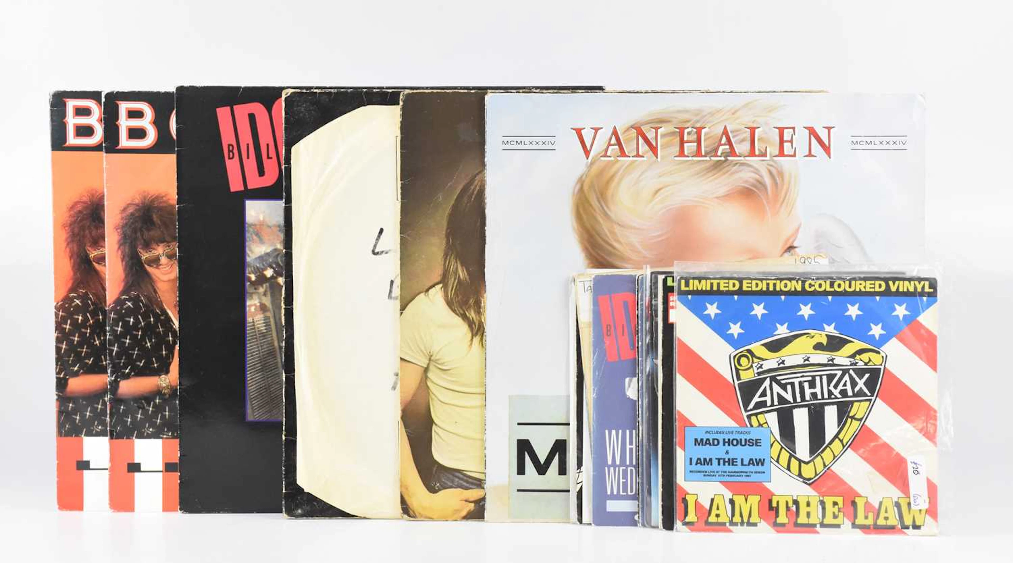 ROCK; five albums to include AC/DC - Back In Black (K50735)