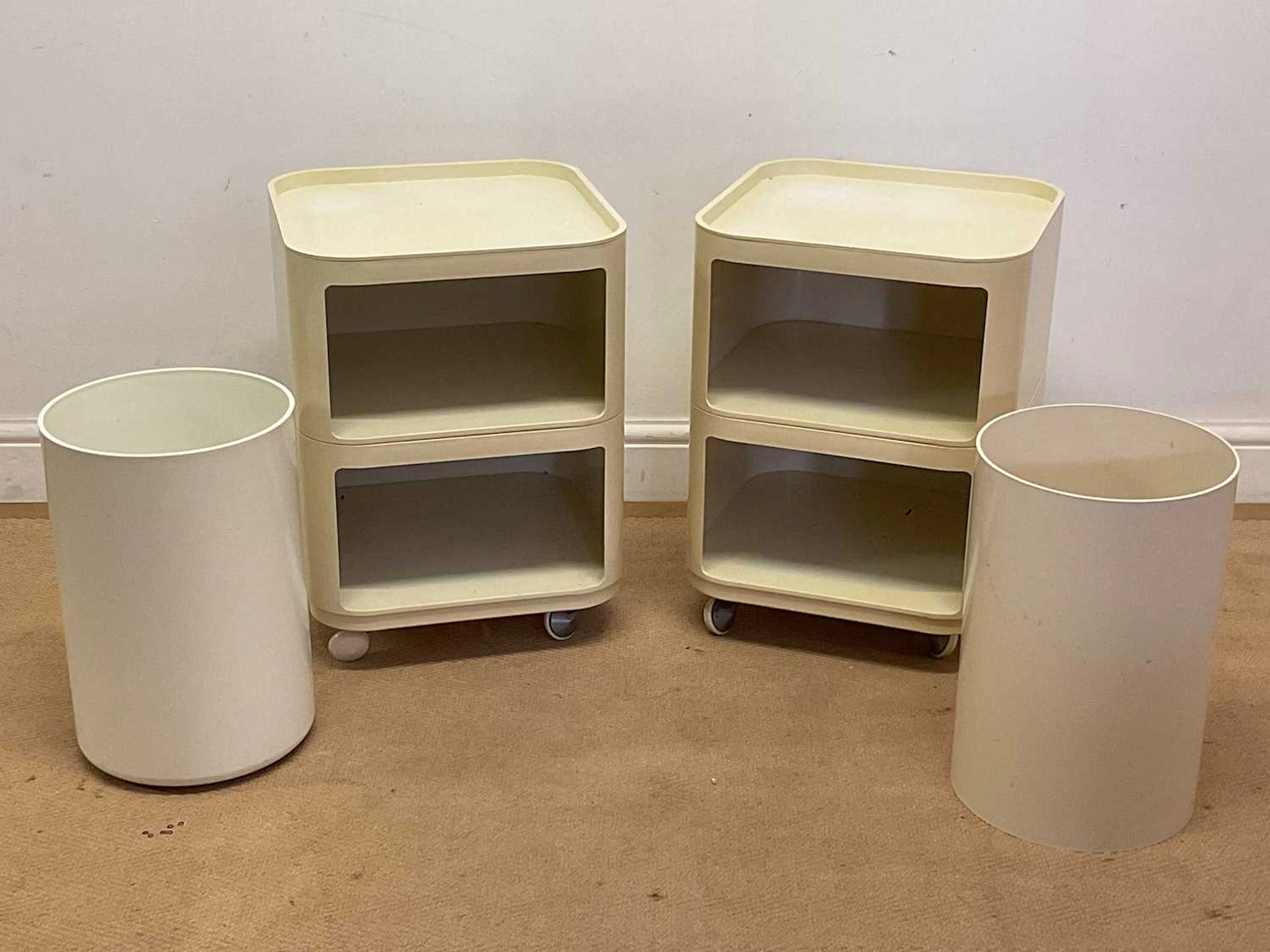 ANNA CASTELLI FOR KARTELL; a pair of 1970s modular...