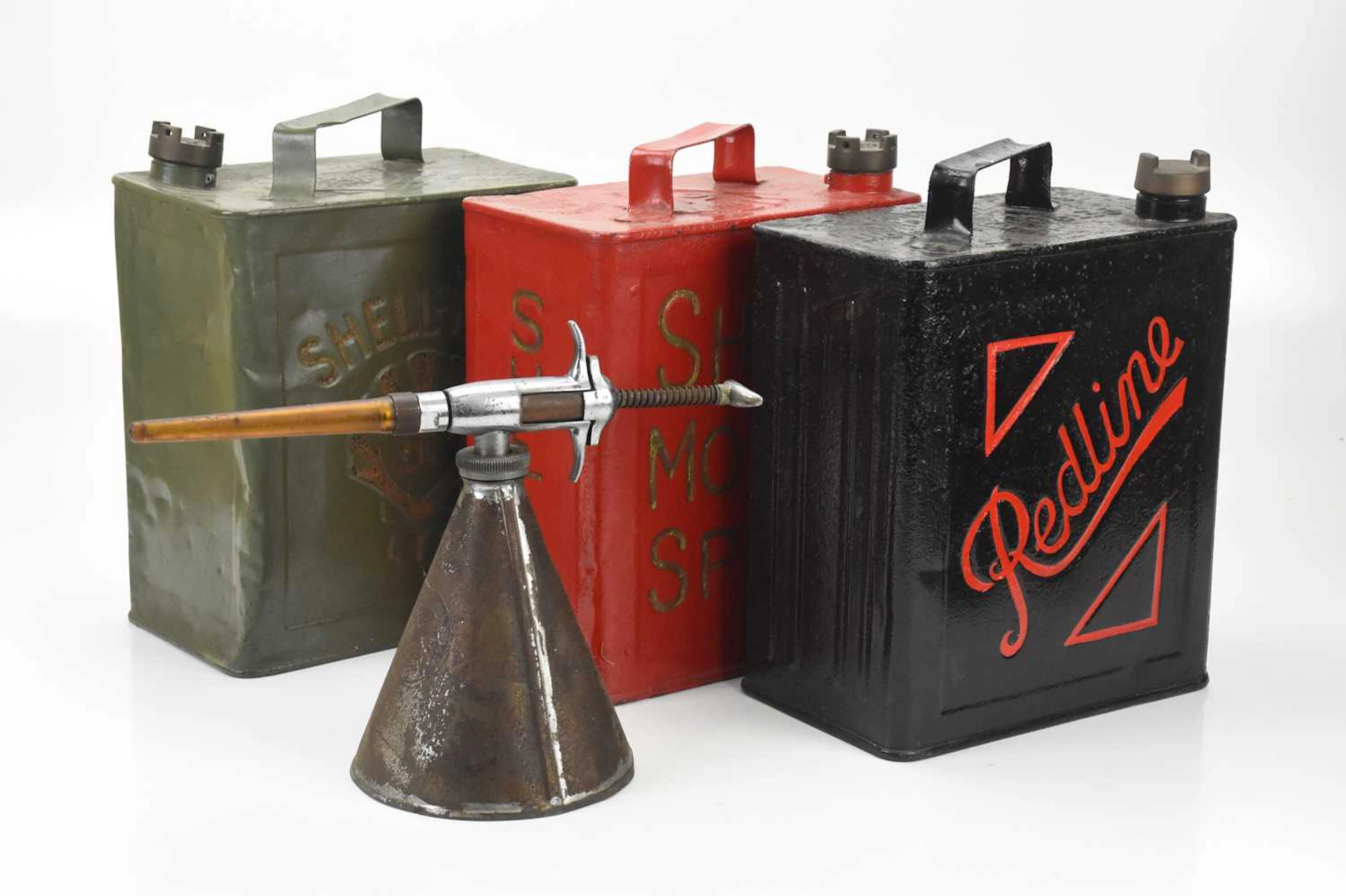 SHELL MOTOR SPIRIT; a red painted advertising oil can