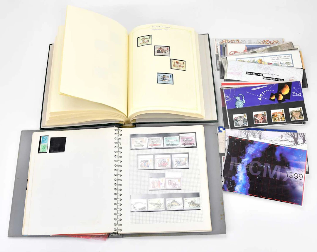 GREAT BRITAIN; largely decimal with mint sets in albums and presentation packs