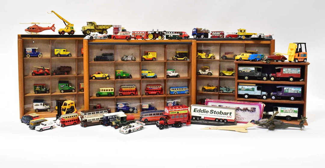 A quantity of loose diecast mode vehicles including Corgi buses