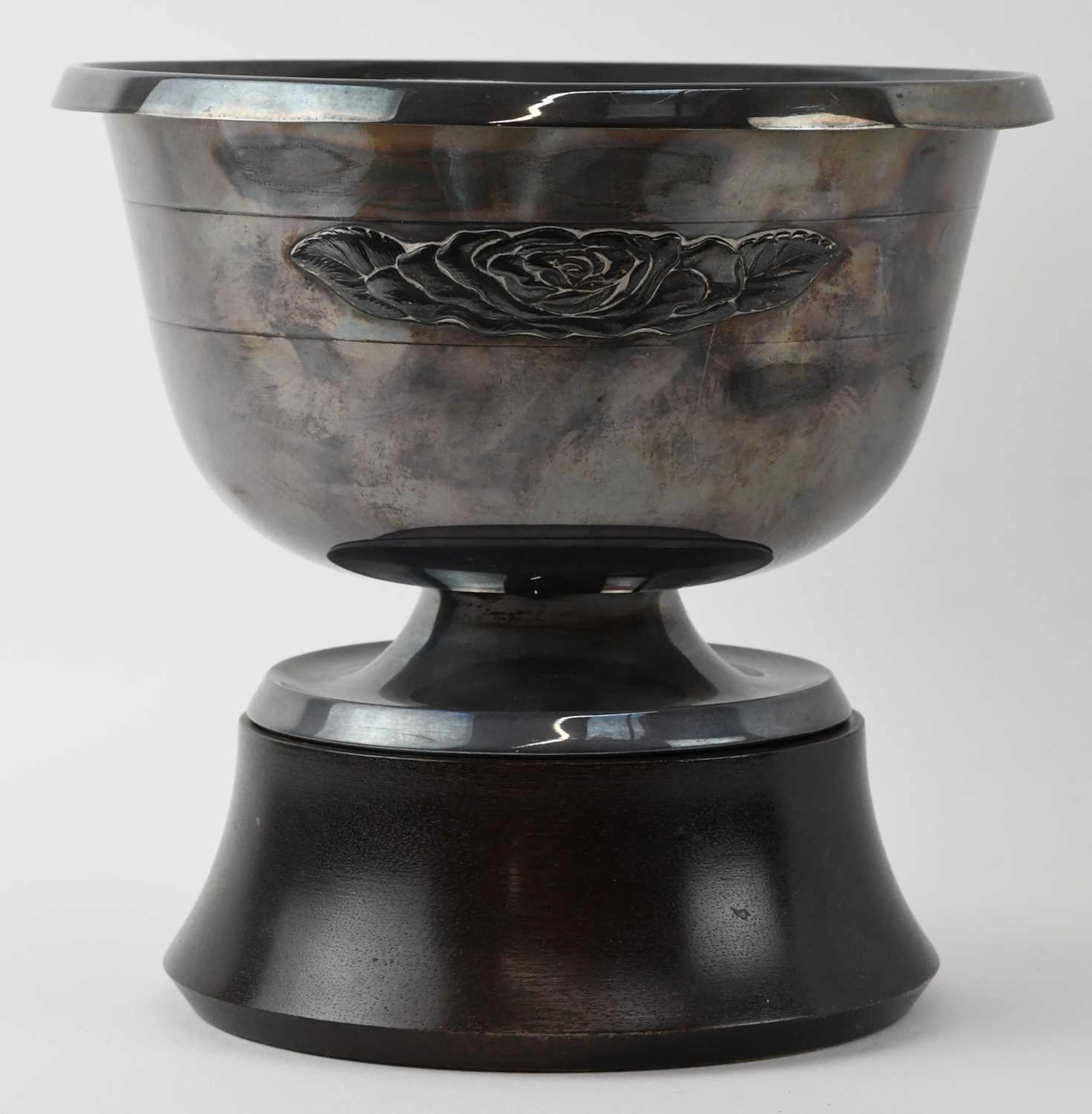 ALGERNON ASPREY LTD; a commemorative Elizabeth II hallmarked silver rose bowl
