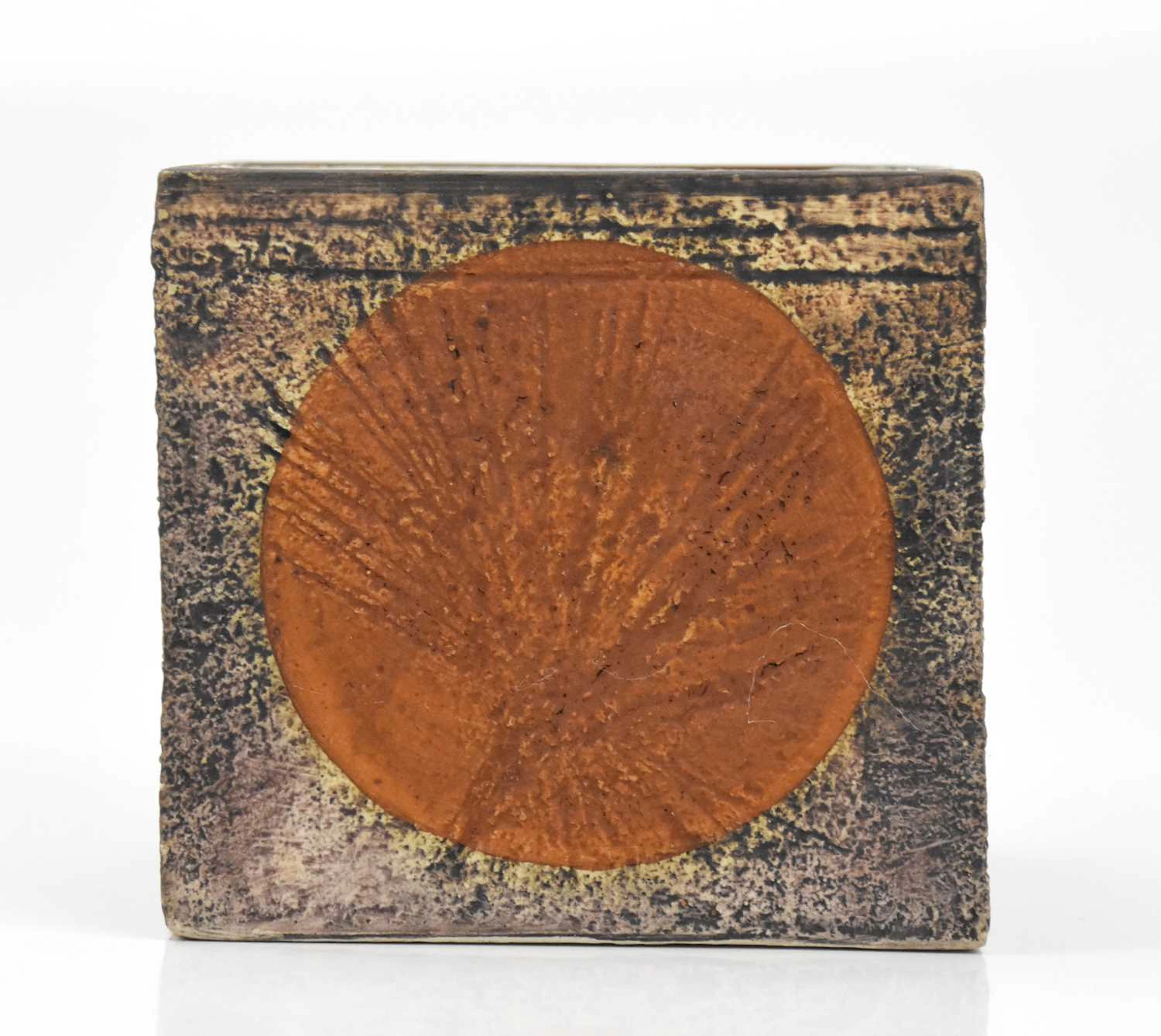 MARILYN PASCOE FOR TROIKA POTTERY; an early St Ives cube