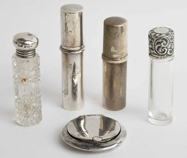 A modern Elizabeth II hallmarked silver perfume atomiser sprayer