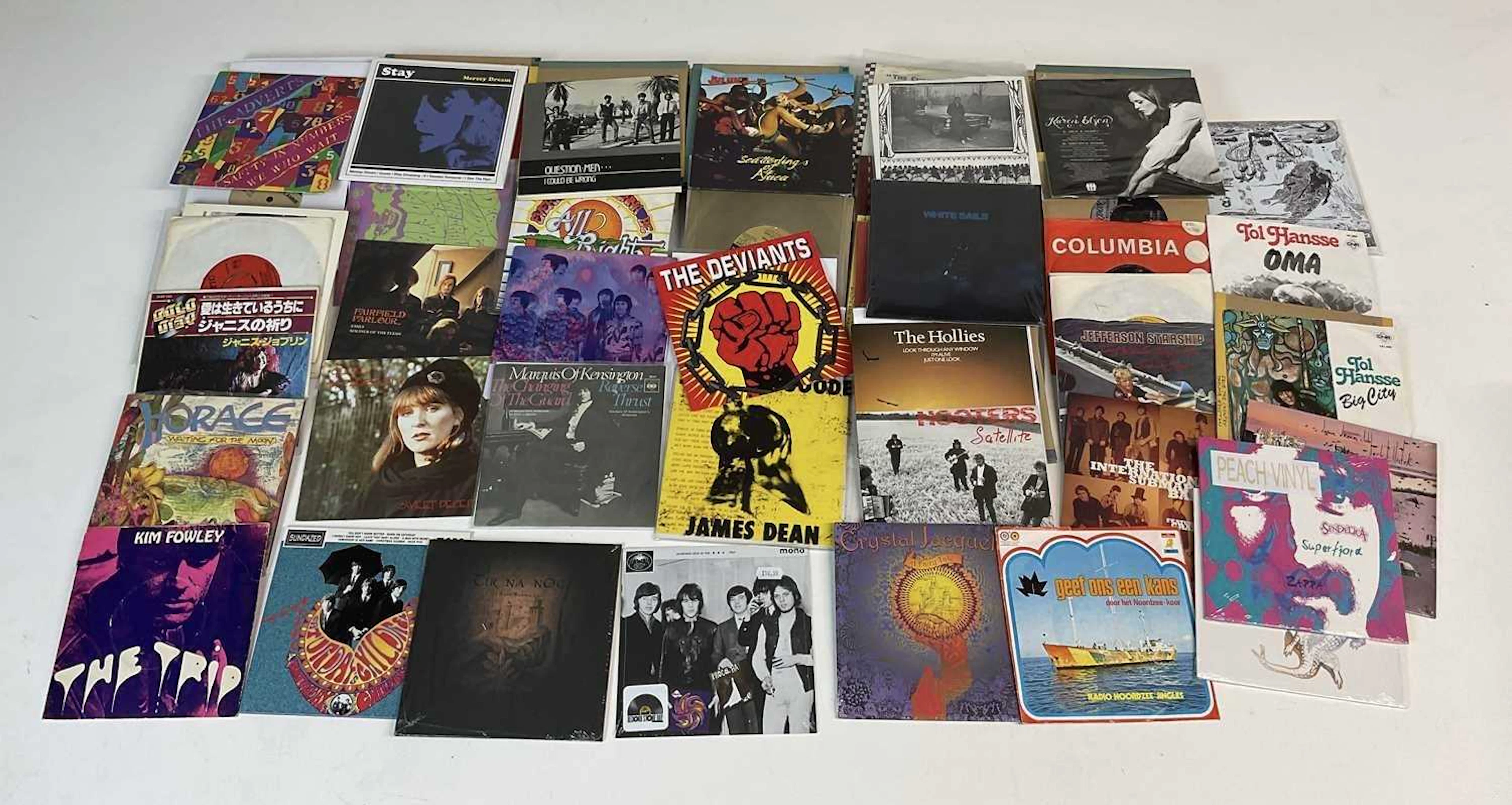 A large quantity of over one hundred singles including The Urges 'Fire Burning'