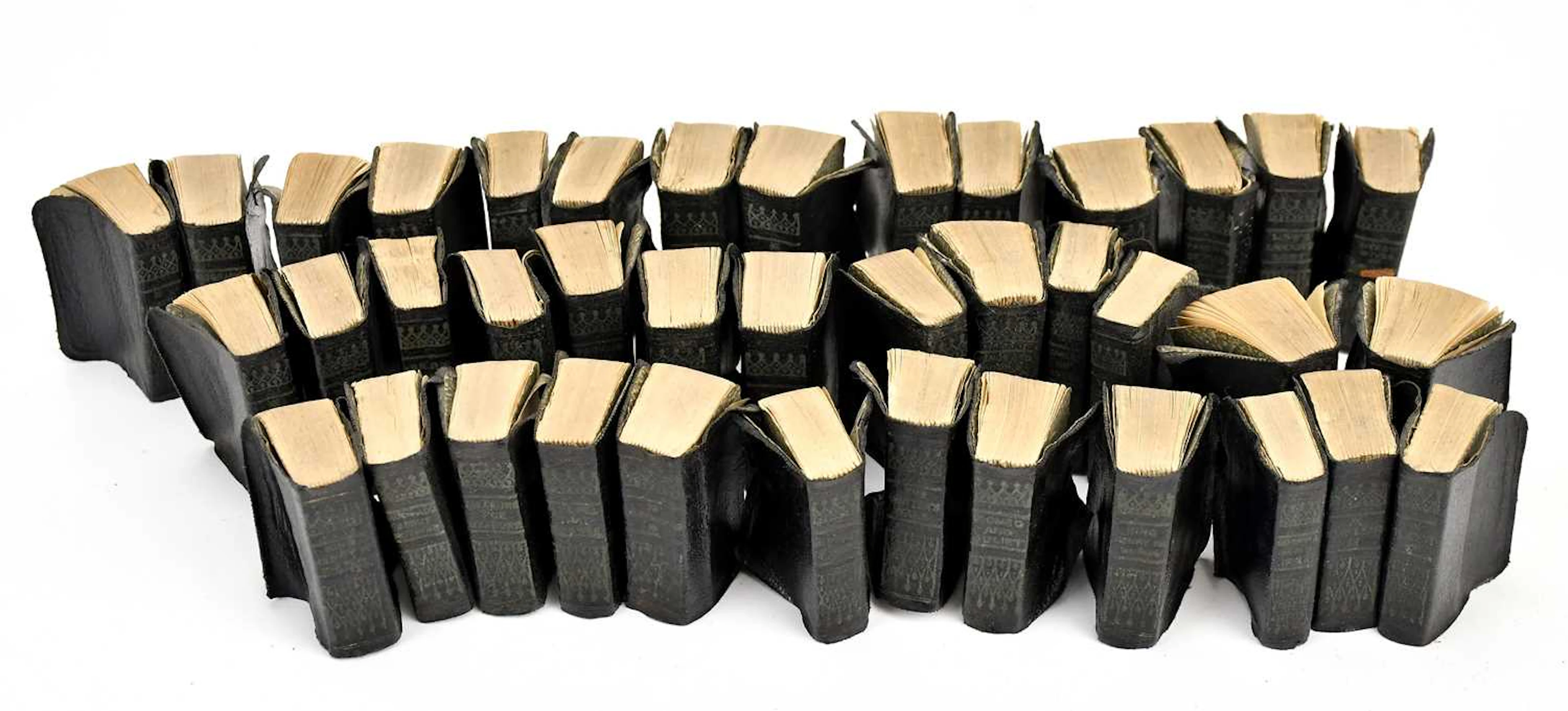 Thirty-nine miniature volumes of Shakespeare works (39)