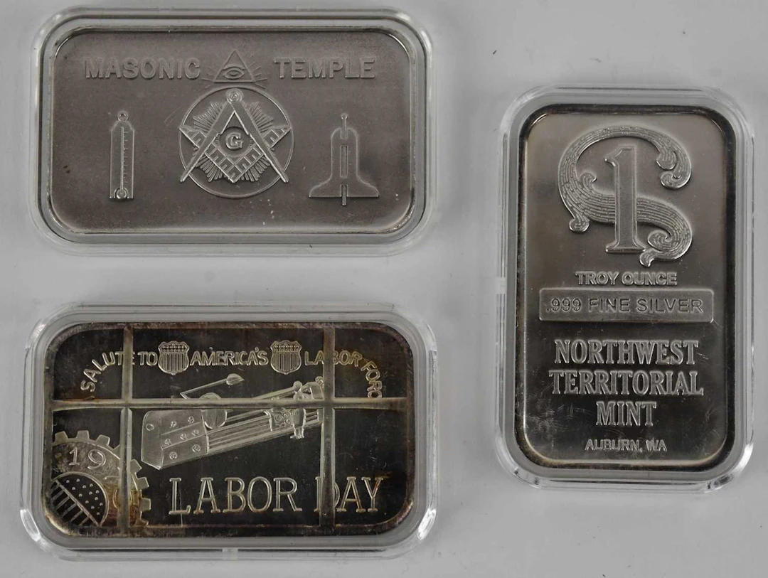 Three encapsulated rectangular silver proof 999 fine silver 1ozt bars/ingots