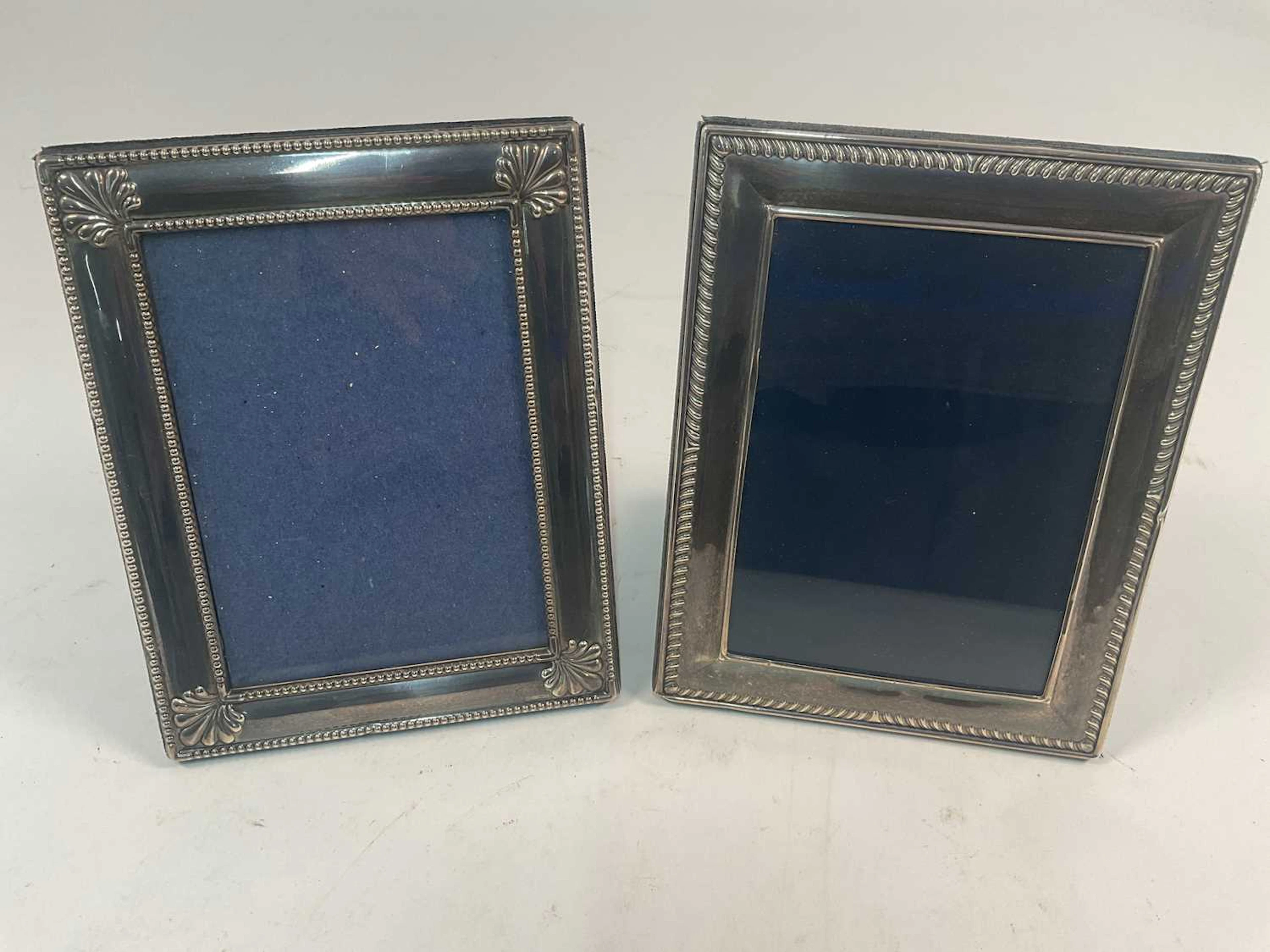 CARRS OF SHEFFIELD LTD; a near pair of Elizabeth II...