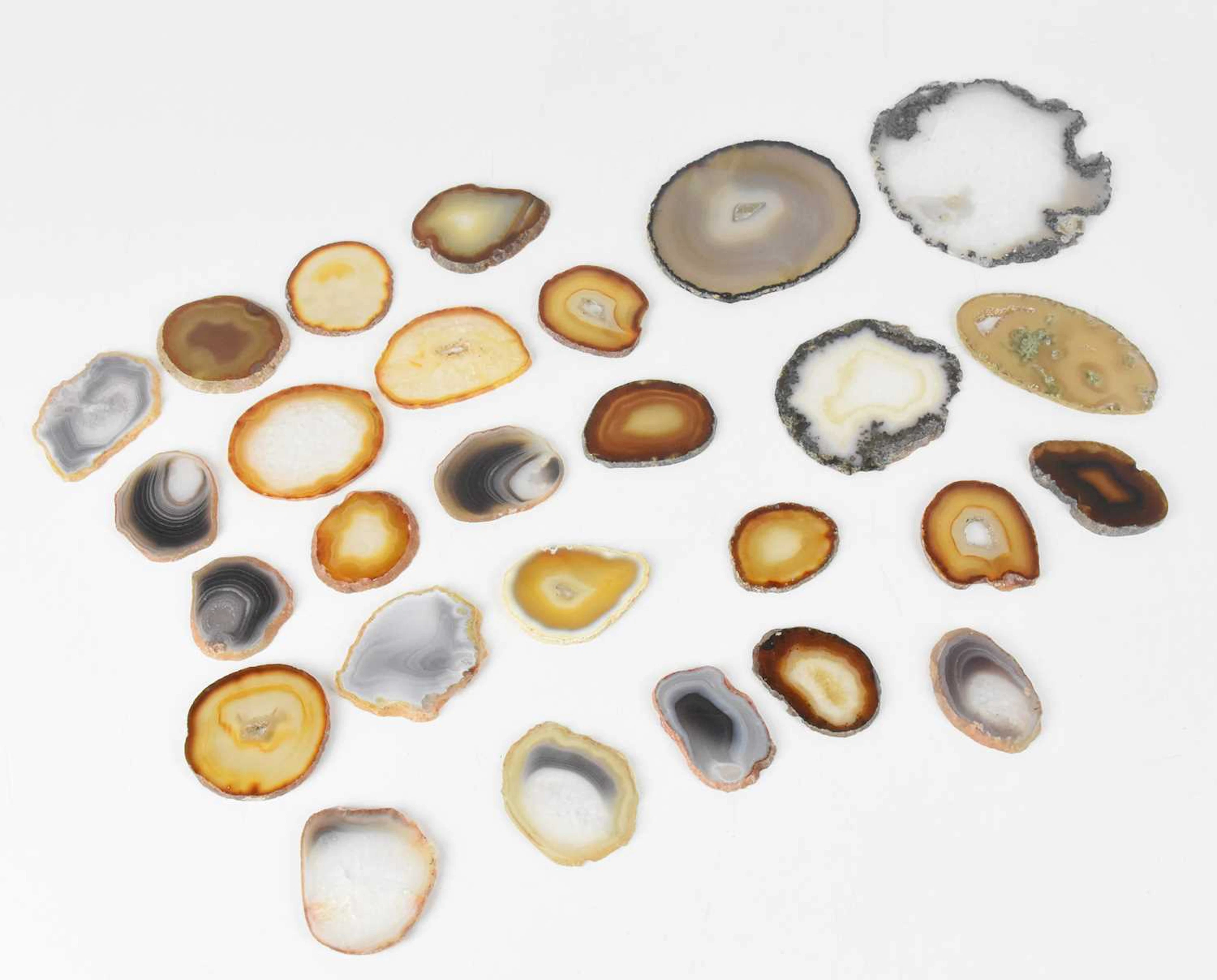 DON PORRITT INTEREST; a collection of loose agates and gemstones