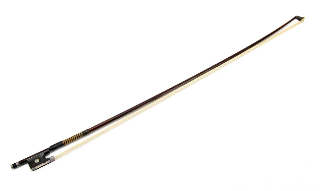 A pernambuco/ octagonal French cut violin bow