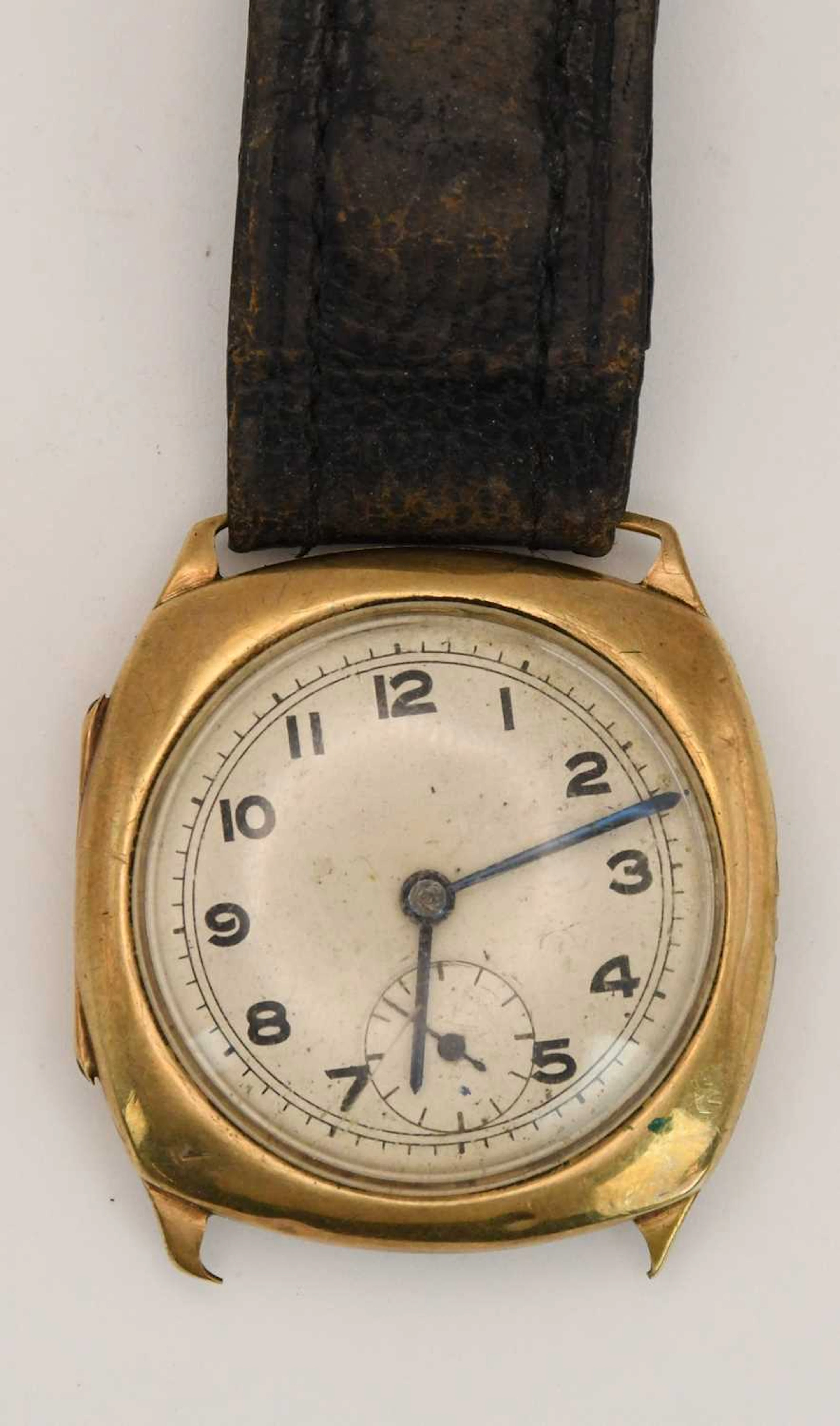 A vintage 9ct yellow gold gentleman's wristwatch head
