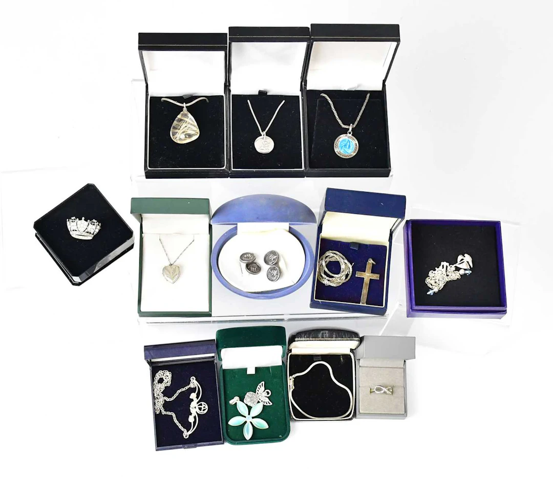 A group of silver jewellery