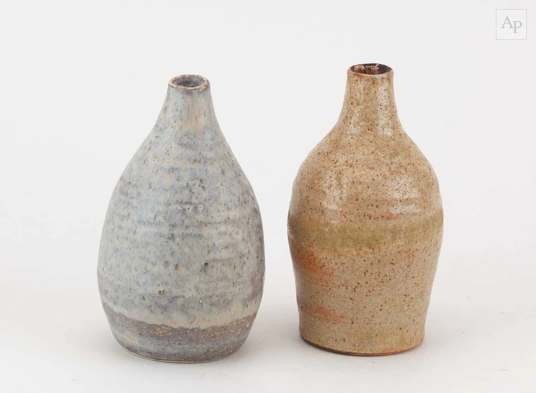 DAN ARBEID (1928-2010); a stoneware sake bottle covered in oatmeal glaze