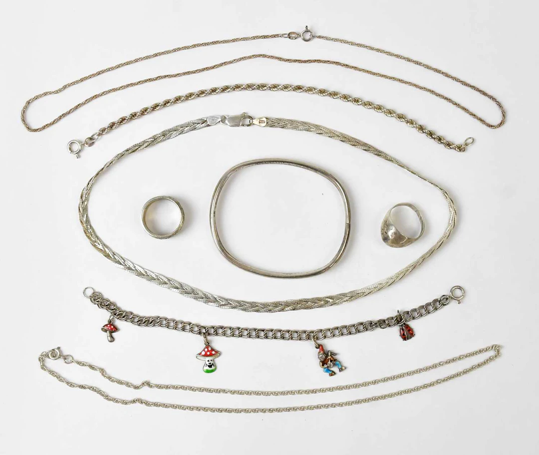 A group of silver jewellery