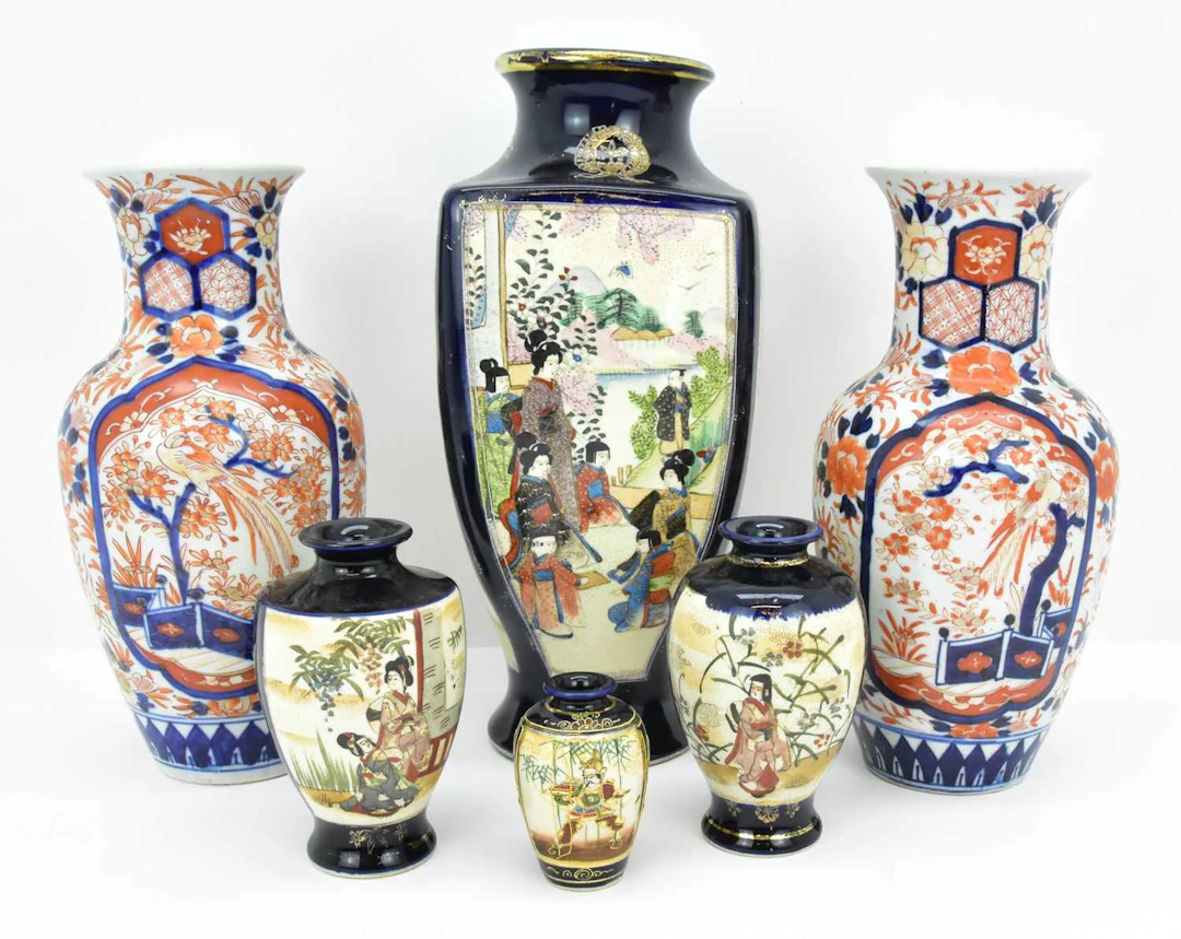 Two 19th century Japanese Imari baluster vases